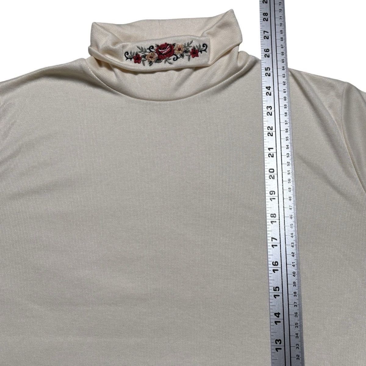 Other Vintage Jantzen Turtle Neck Rose Embroidery Cream Women's M Size M / US 6-8 / IT 42-44 - 5 Thumbnail