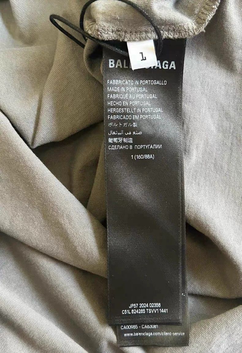 Balenciaga Balenciaga Human being Dark Grey Short Sleeve T-shirt Size US S / EU 44-46 / 1 - 4 Thumbnail