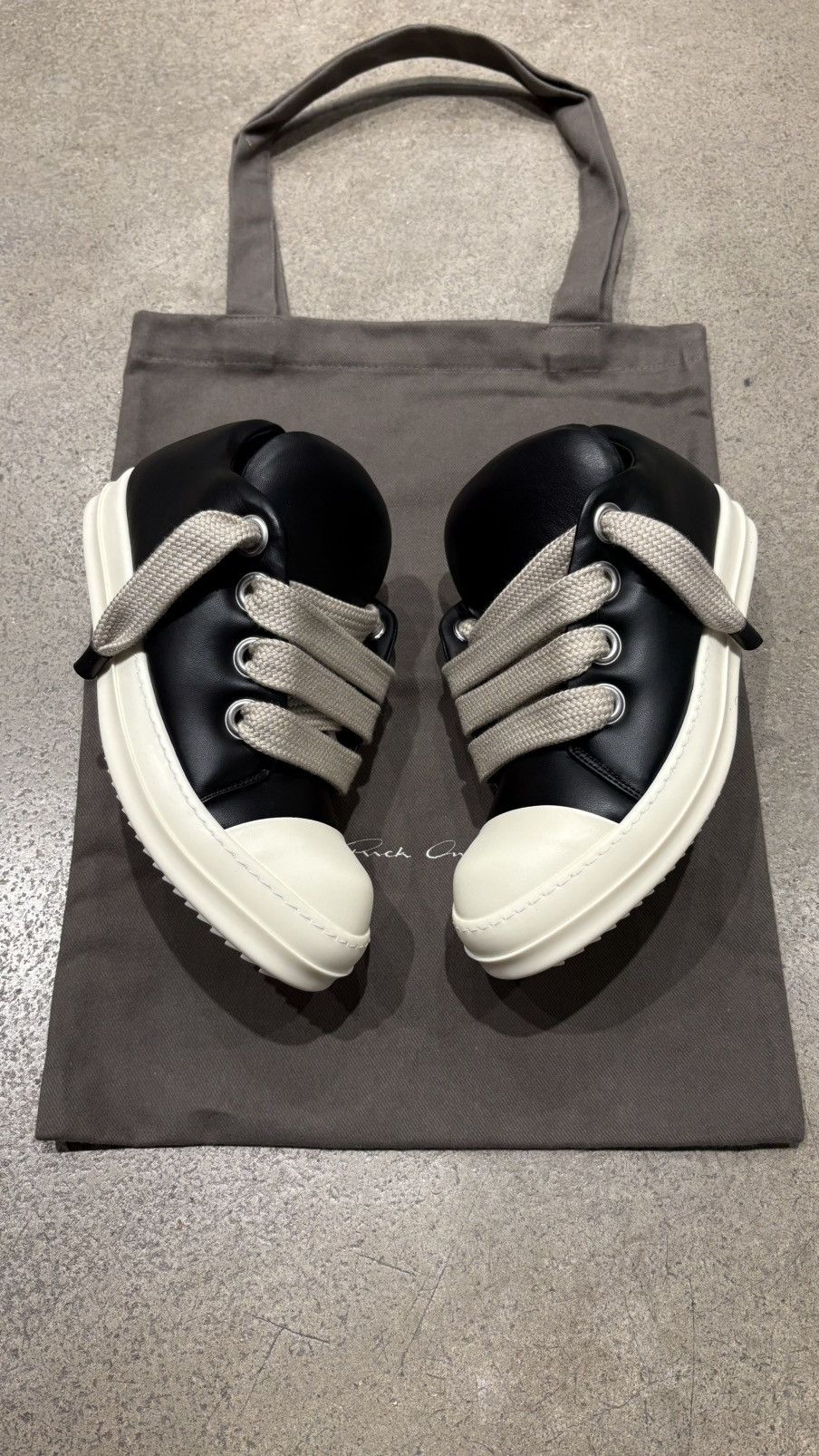 Rick Owens RICK OWENS - Jumbo Lace Low Black Milk | Grailed