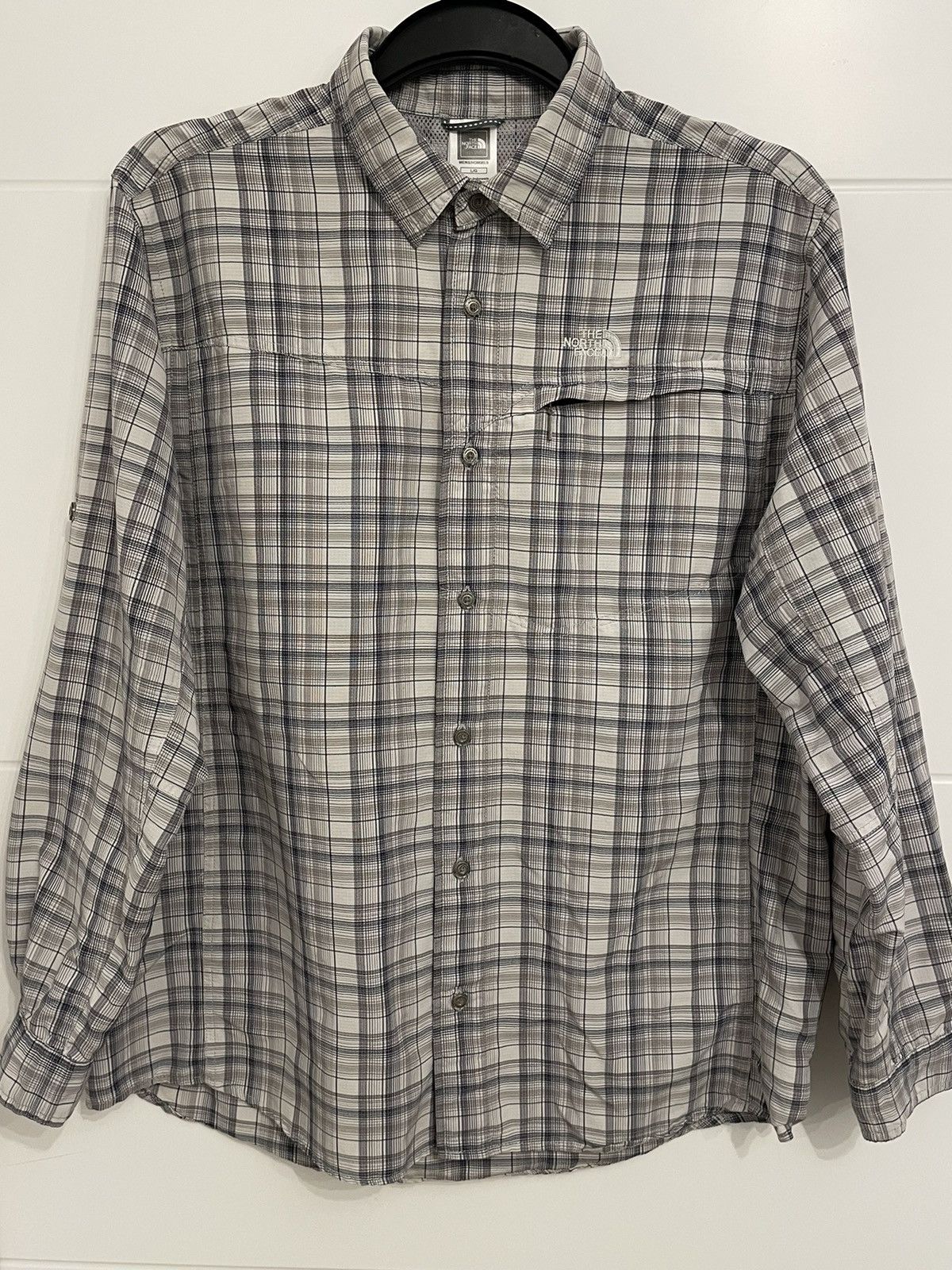The North Face The North Face Shirt Mens Size US L / EU 52-54 / 3 - 1 Thumbnail