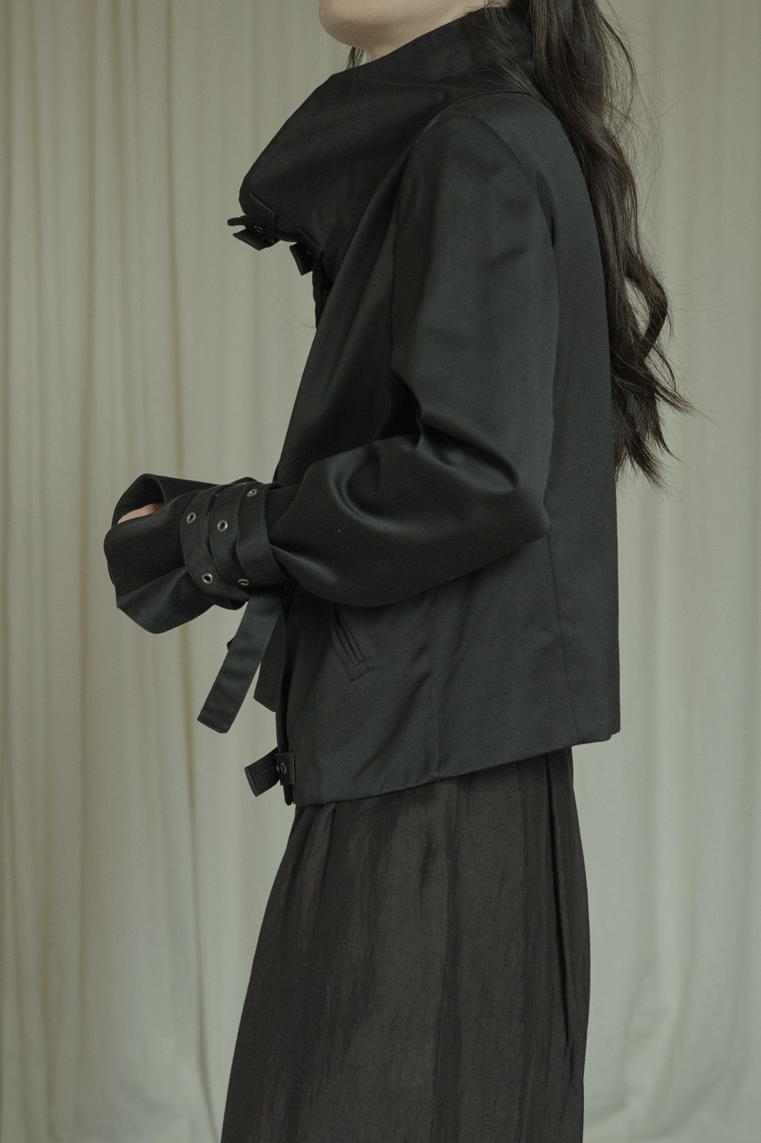 Gucci Gucci by Tom Ford SS2003 Runway Black Buckle Collar Jacket Size M / US 6-8 / IT 42-44 - 8 Thumbnail