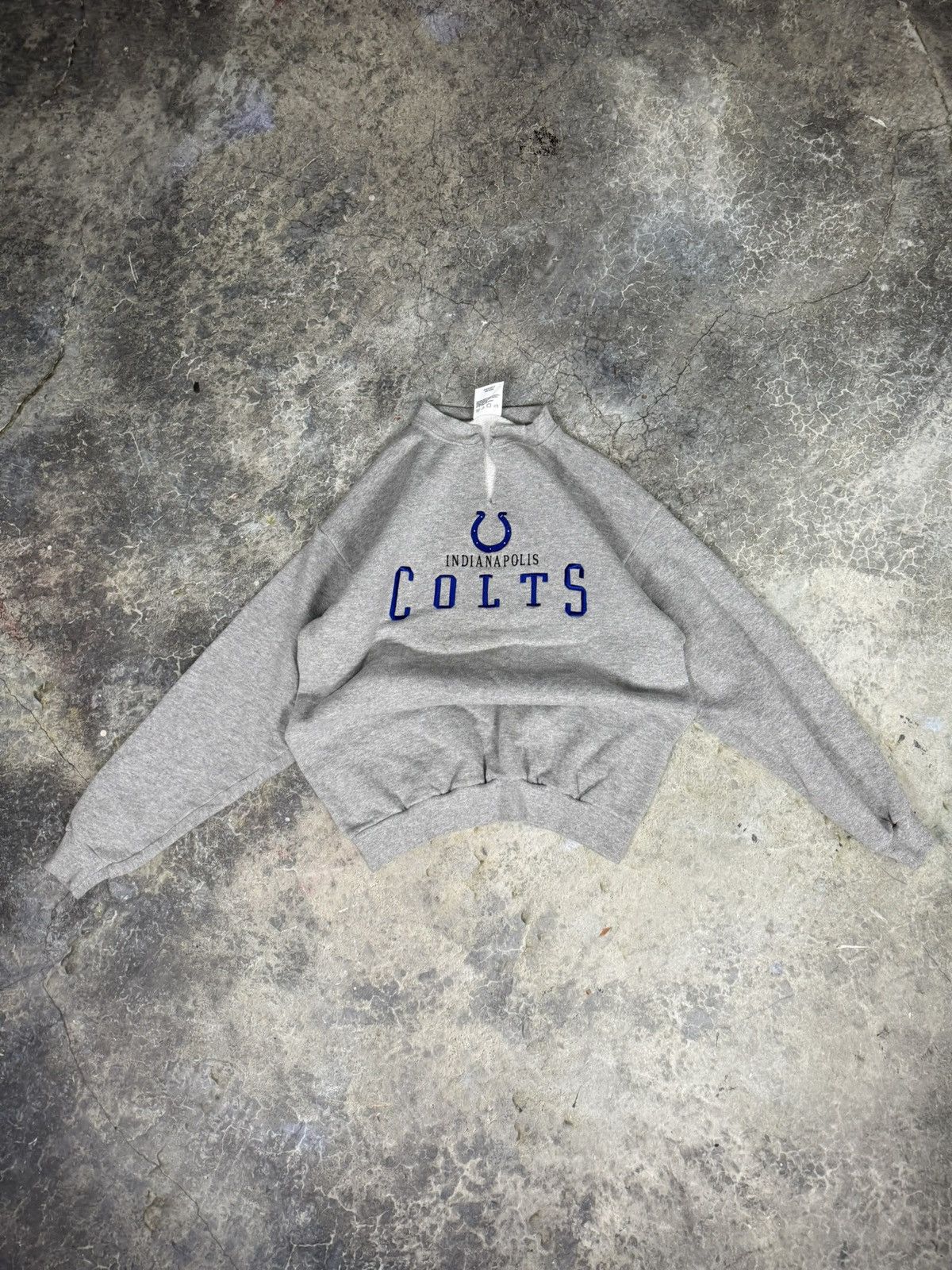 NCAA × Vintage Vintage distressed Indianapolis colts Crewneck Size US M / EU 48-50 / 2 - 1 Thumbnail