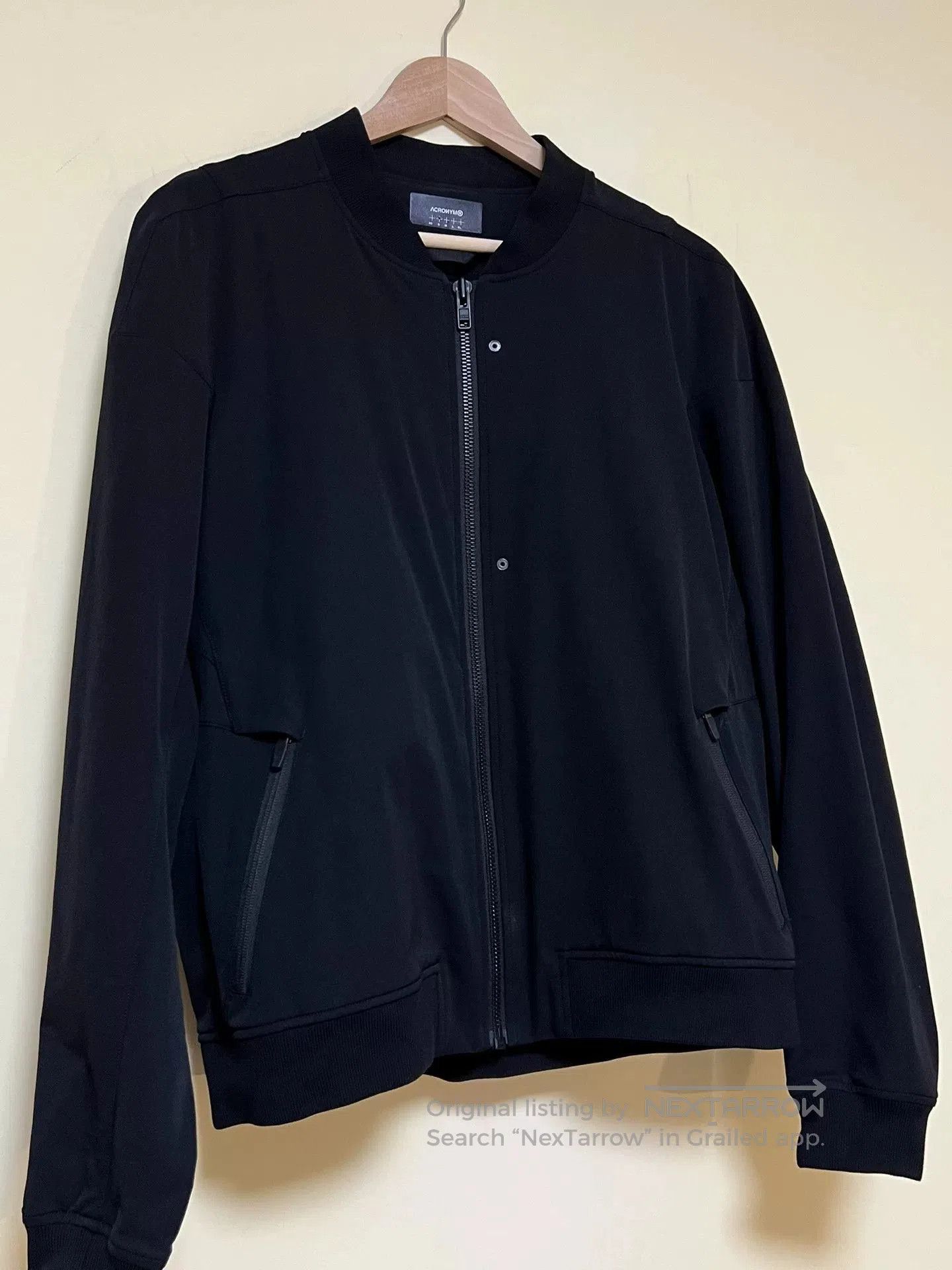 Acronym Acronym j90-ds Jacket in Black. Size US S / EU 44-46 / 1 - 3 Thumbnail