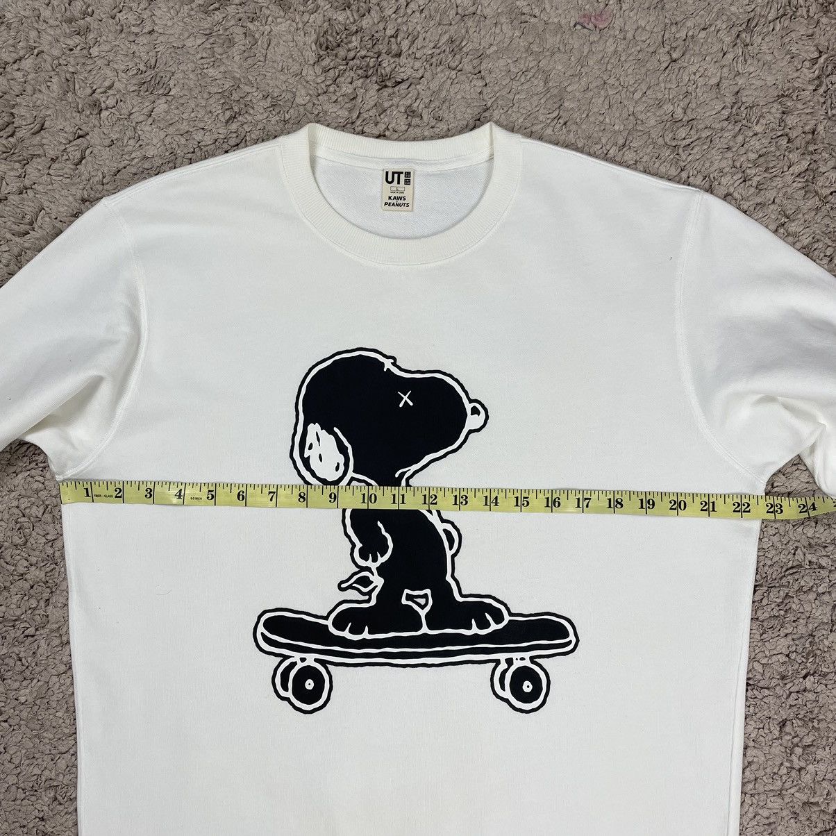 Kaws Ut by Uniqlo X Kaws X Peanuts Sweatshirt Size US L / EU 52-54 / 3 - 12 Thumbnail