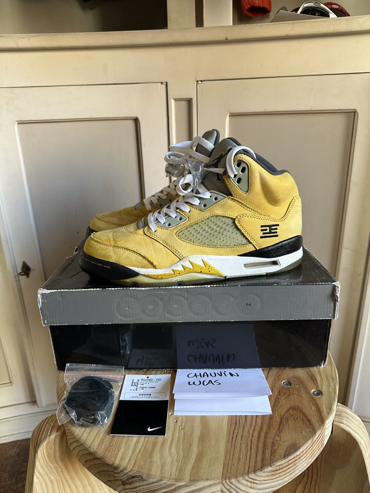 Jordan Brand × Nike Jordan 5 Tokyo exclusive Size US 8 / EU 41 - 4 Thumbnail