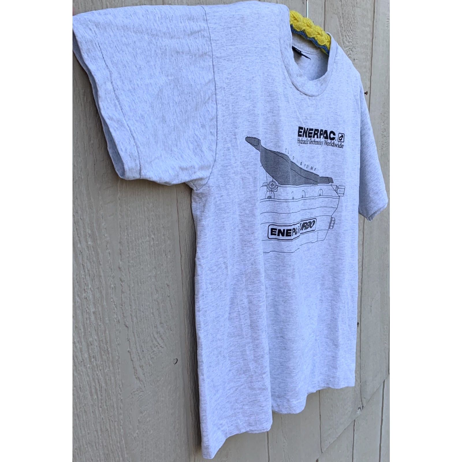 Fruit Of The Loom VINTAGE Enerpac Hydraulic Technology Worldwide Turbo Air Pump T Shirt L Unisex Gray 1990s Toy Graphic Tee Mens Womens Size US L / EU 52-54 / 3 - 2 Thumbnail