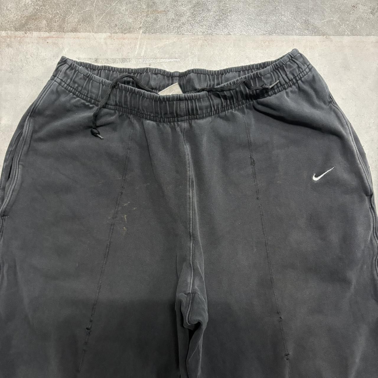 Nike Crazy Vintage Y2K/2000s Baggy Black Nike Sweatpants with adjustable waistband! Size US 32 / EU 48 - 3 Thumbnail