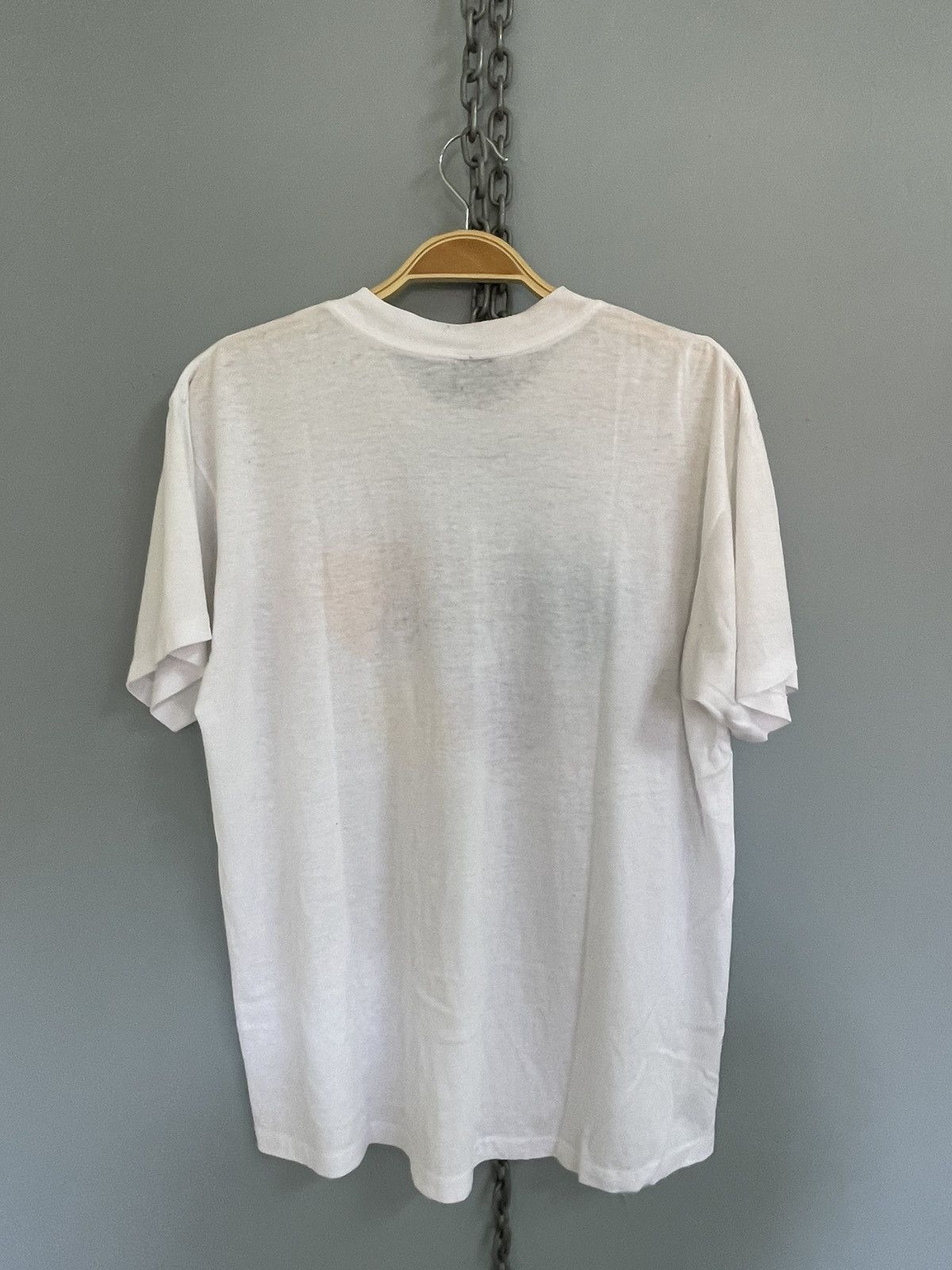Vintage Vintage 80s UCLA t shirt Size US L / EU 52-54 / 3 - 2 Thumbnail