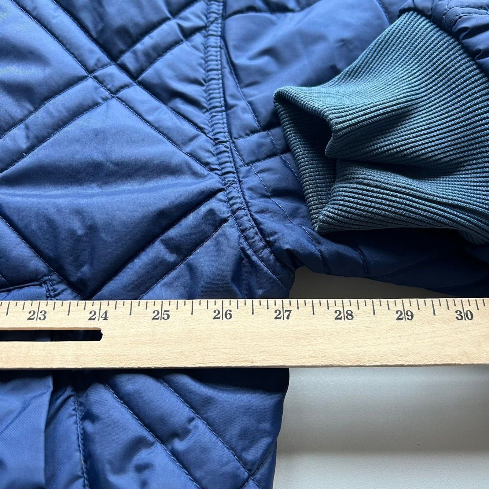 Nike Vintage 1990s Nike Embroidered Swoosh Quilted Bomber Jacket Size US L / EU 52-54 / 3 - 6 Thumbnail