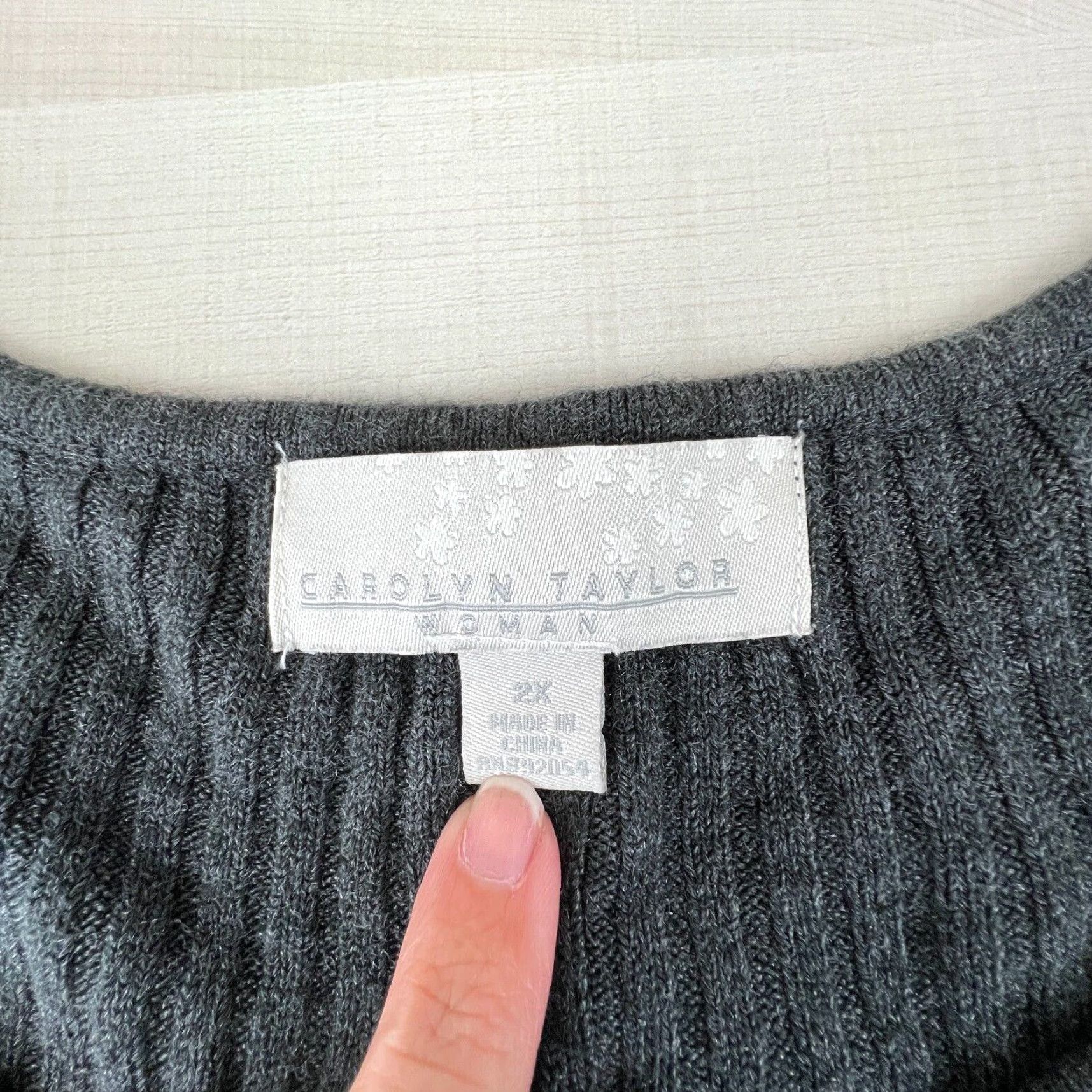 Vintage Carolyn Taylor Women's 2X Gray Pullover Sweater Long Sleeve Acrylic Knit Size XXL / US 16-18 / IT 52-54 - 3 Thumbnail