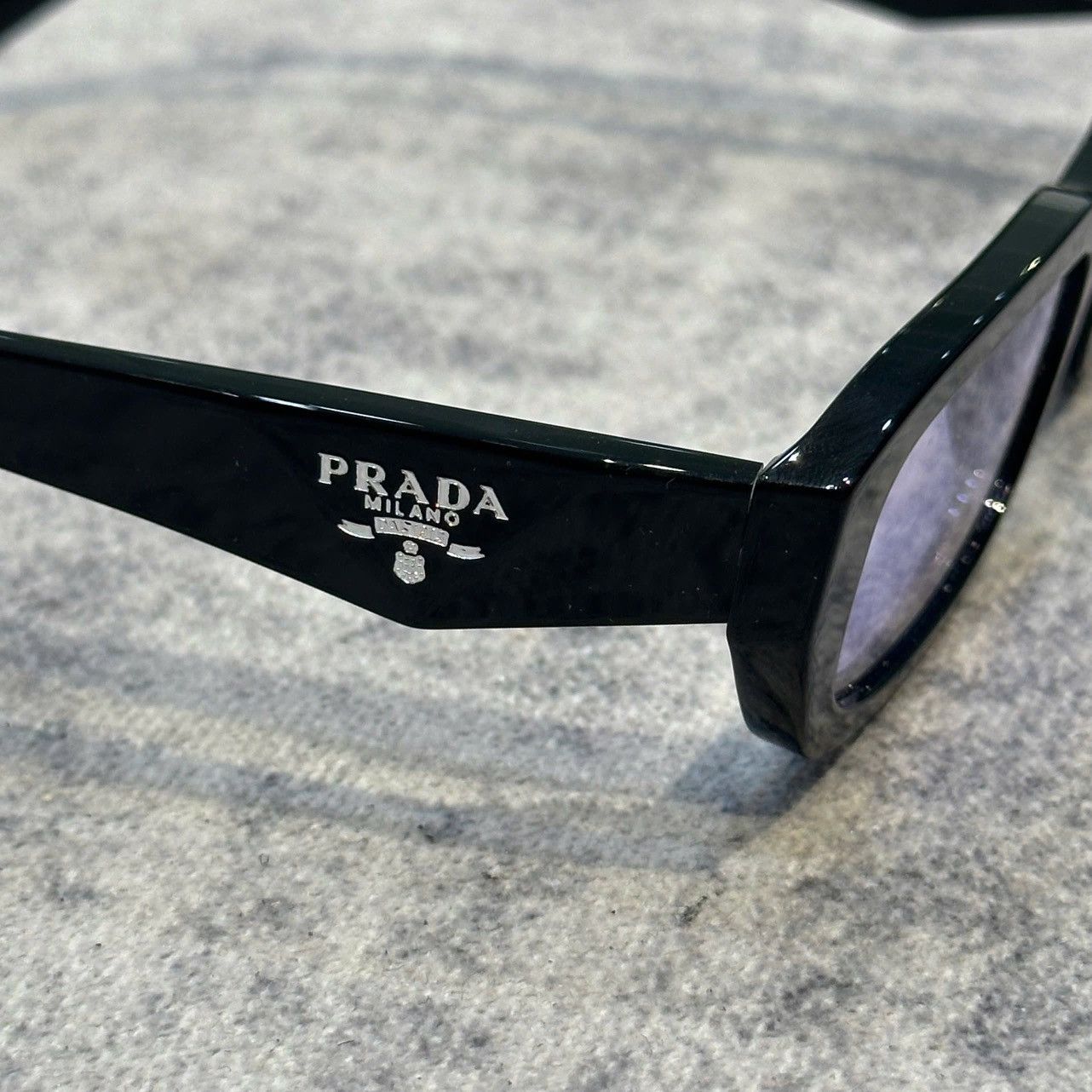 Prada Prada 0PR B06S 16K40J Size ONE SIZE - 4 Thumbnail