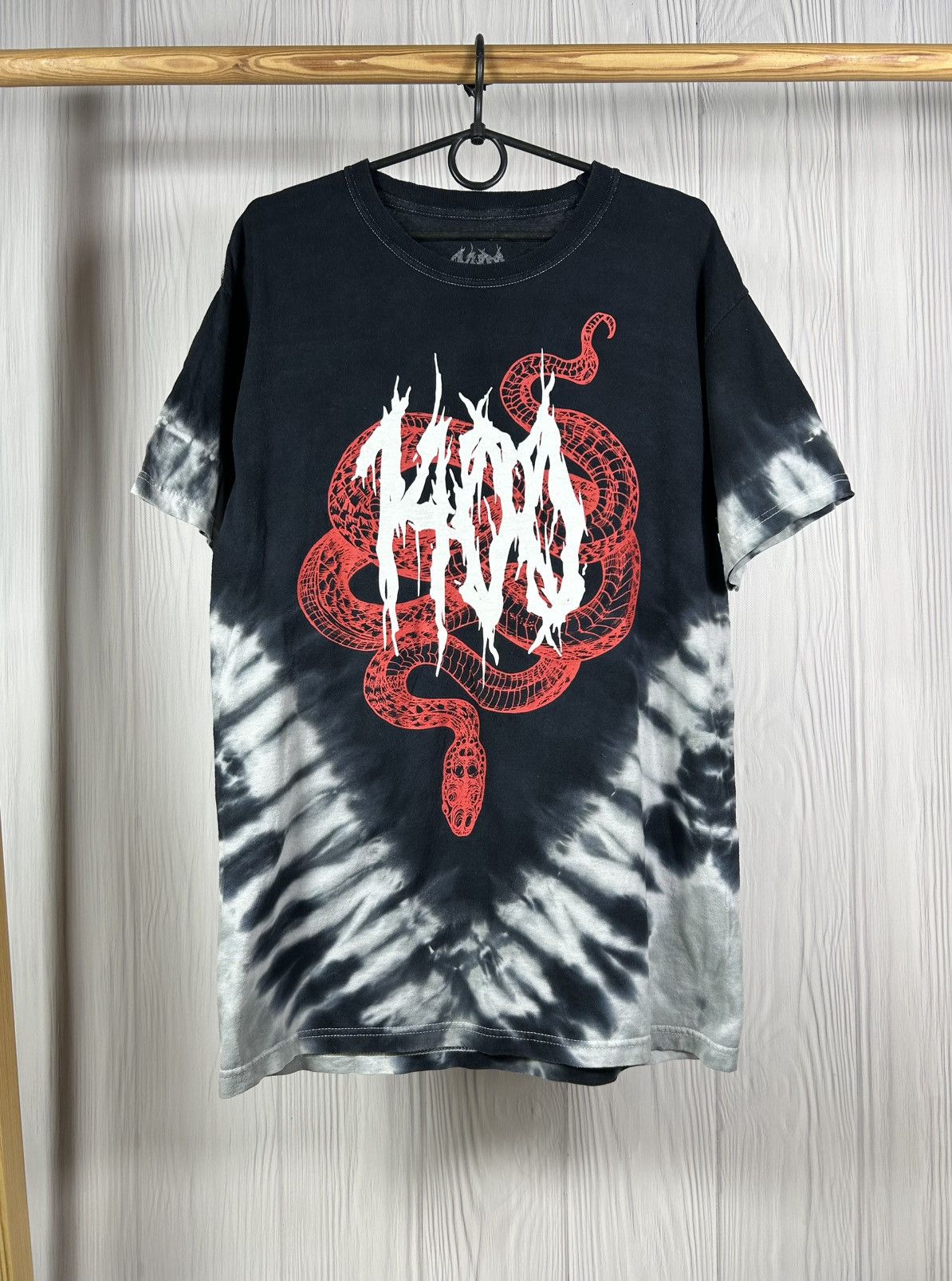 Rap Tees Vintage Snake Coil 1400 Trippie Redd T Shirt Size M Tie Dye Size US M / EU 48-50 / 2 - 1 Thumbnail
