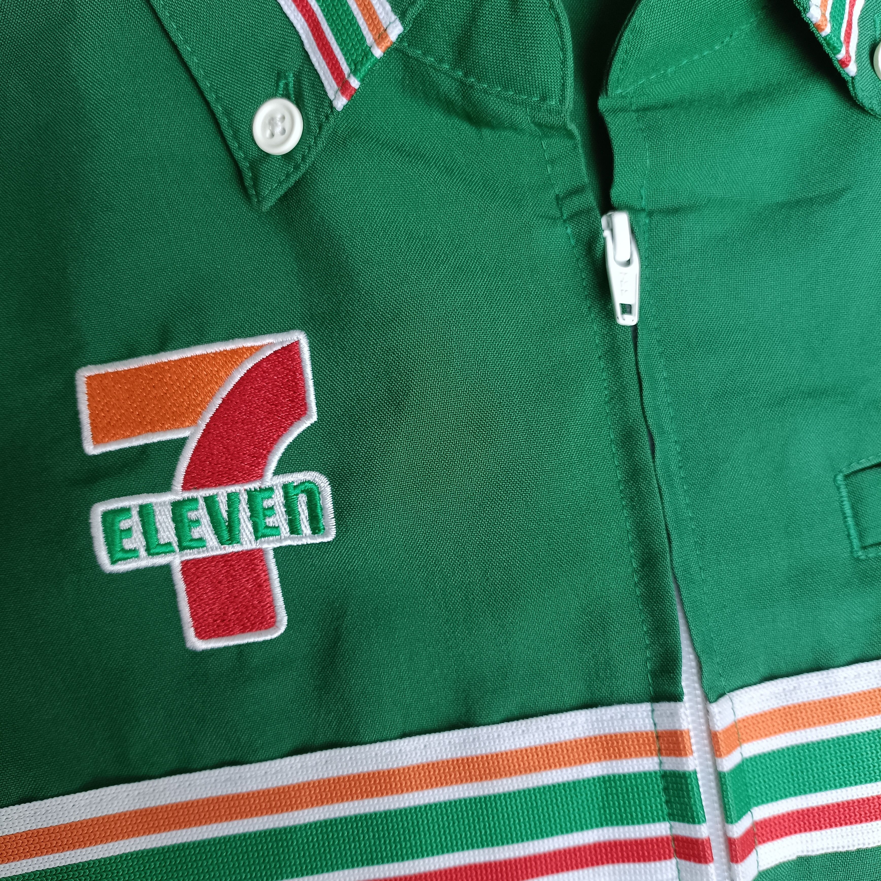 Japanese Brand Vintage 7eleven worker zipup uniform Size US M / EU 48-50 / 2 - 5 Thumbnail