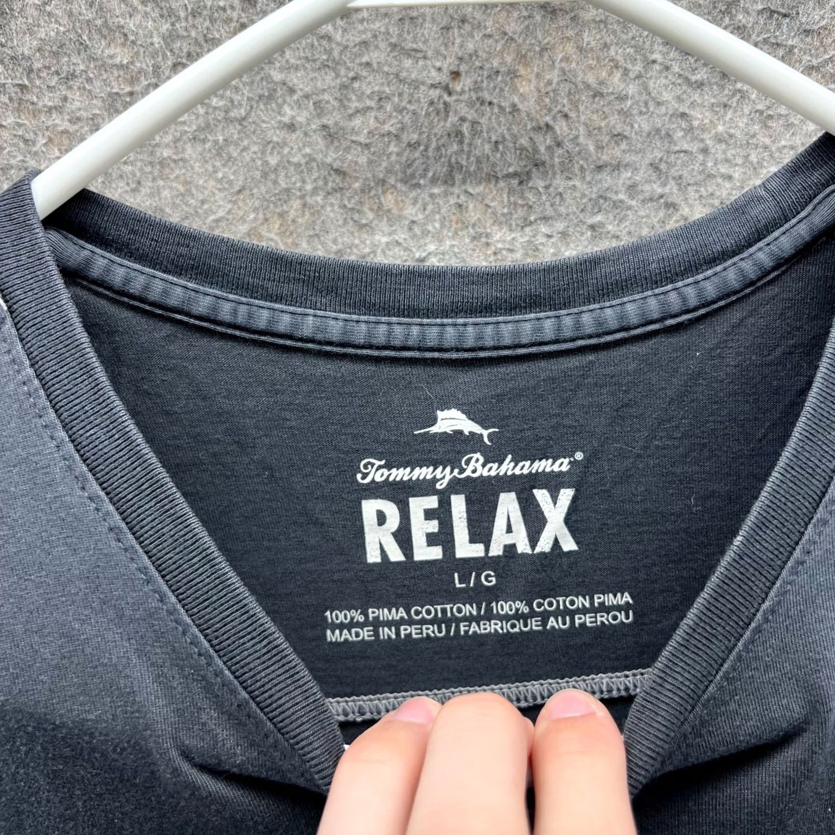 Tommy Bahama Tommy Bahama Mens Large Grey Crewneck Relax Pima Cotton Marlin Pocket Tee Size US L / EU 52-54 / 3 - 7 Thumbnail