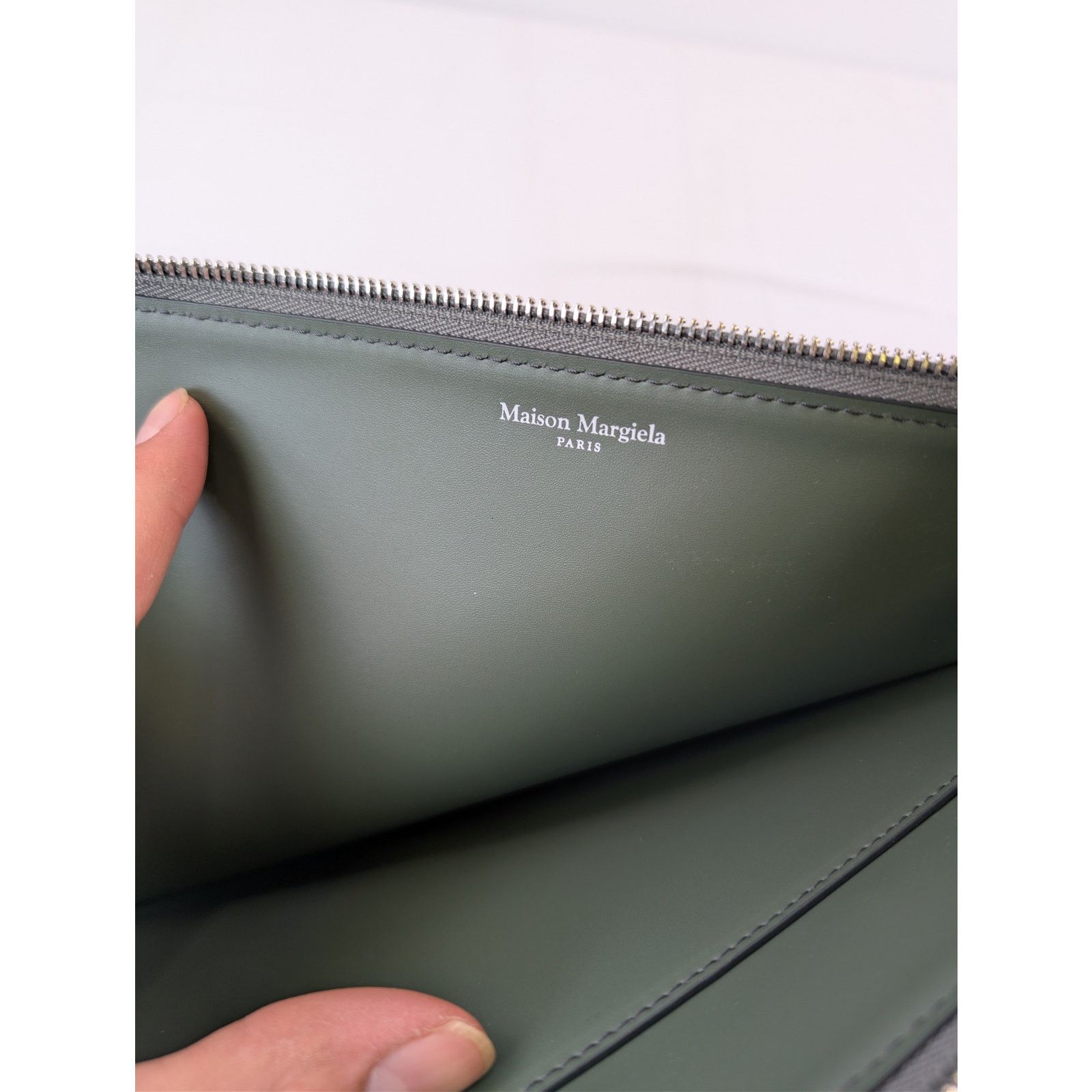 Maison Margiela o1rshd1 Size: OS / Four Stitches Leather Pouch Wallet Green Size ONE SIZE - 9 Thumbnail