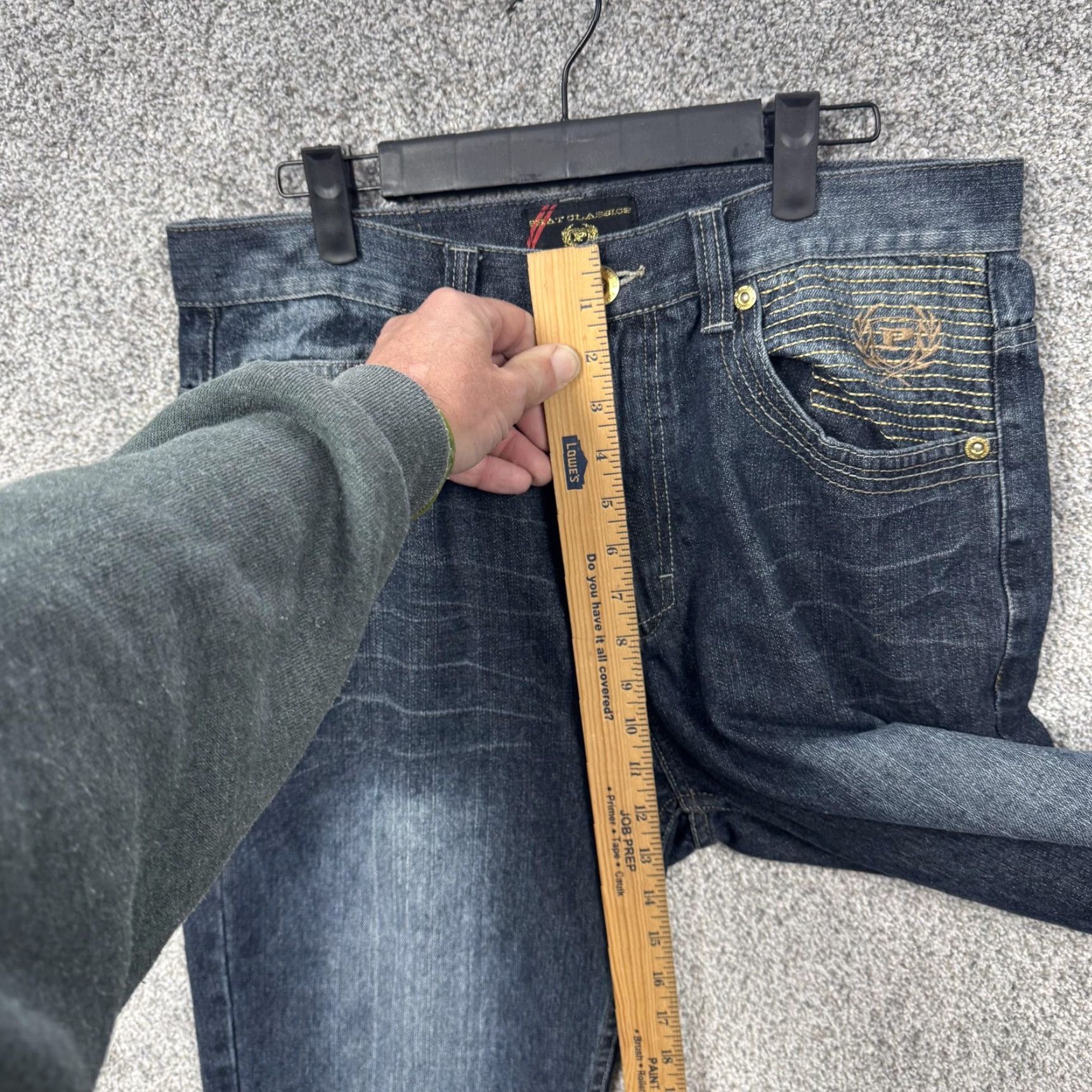 Phat Farm Phat Farm Jeans Mens 34 Relaxed Fit Straight Leg Denim Blue 82% Cotton 18% Polyester Zip Fly Pockets Distressed PF Crest Jeans Mens Size US 34 / EU 50 - 5 Thumbnail