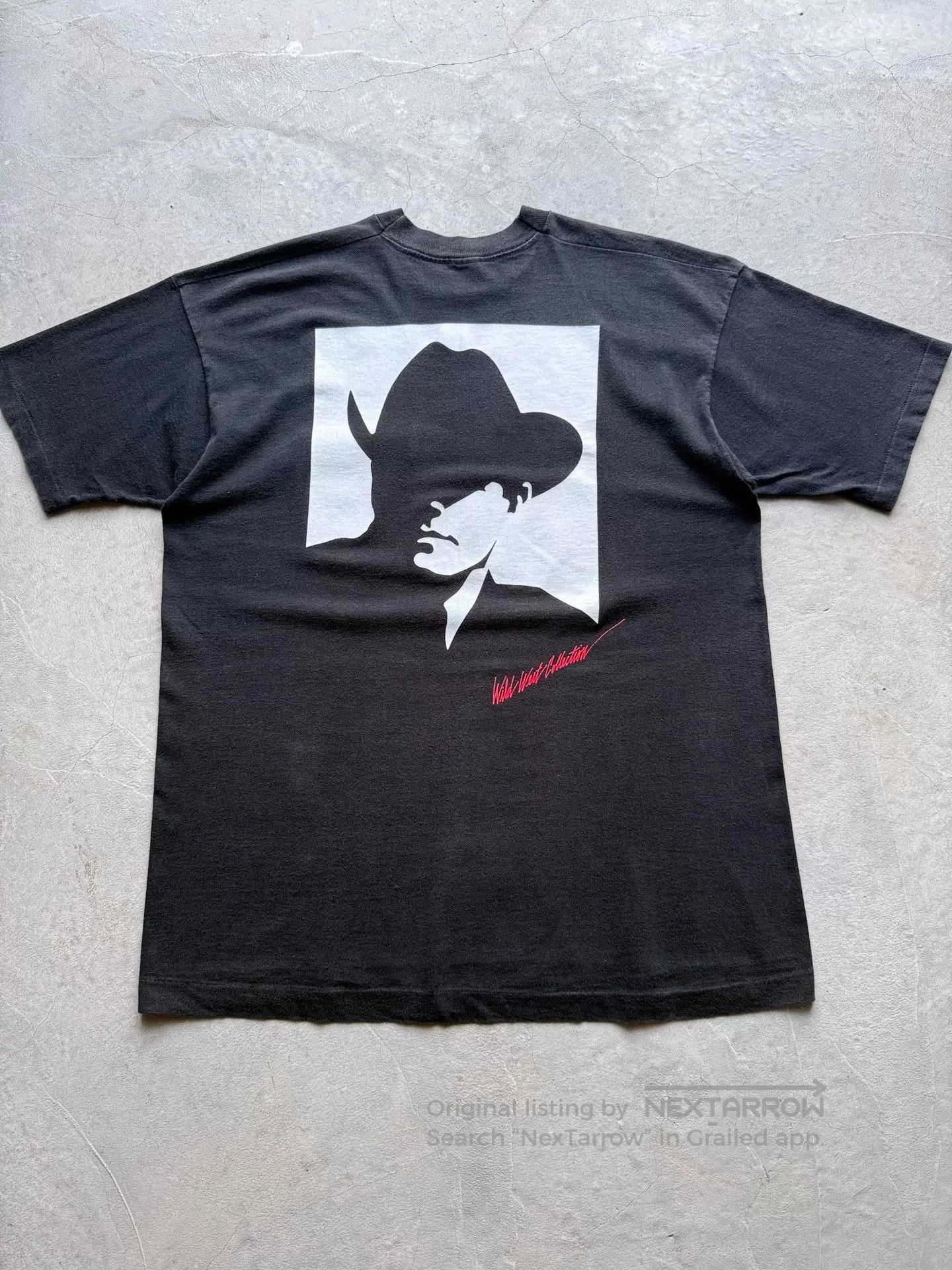 Vintage Vintage 90s Marlboro Cowboy Pocket Tee. Size US XL / EU 56 / 4 - 1 Thumbnail