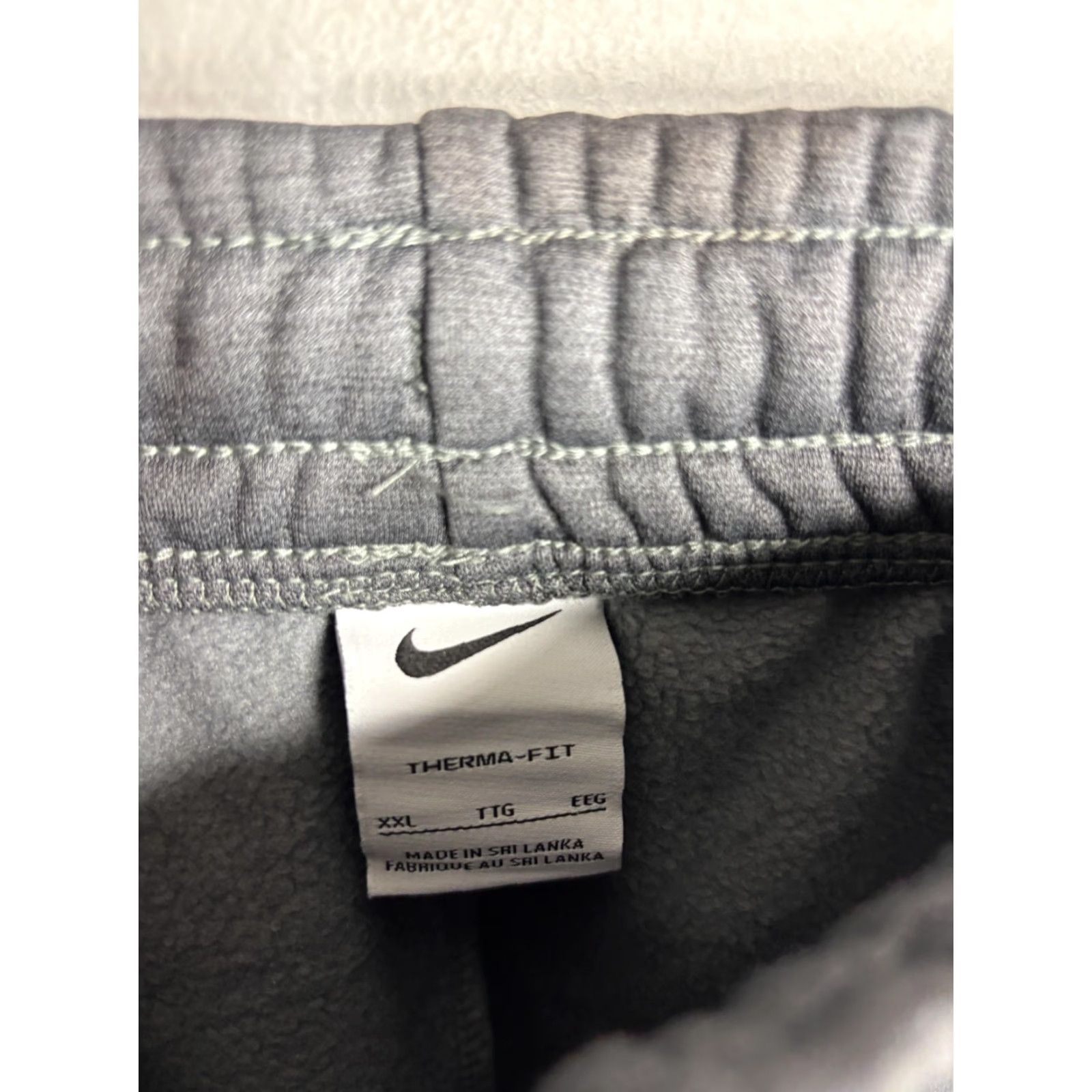 Nike Nike Therma-FIT Pants Mens 2XL Gray Fleece Jogger Elastic Waist Pockets Cuffed Size US 39 - 5 Thumbnail