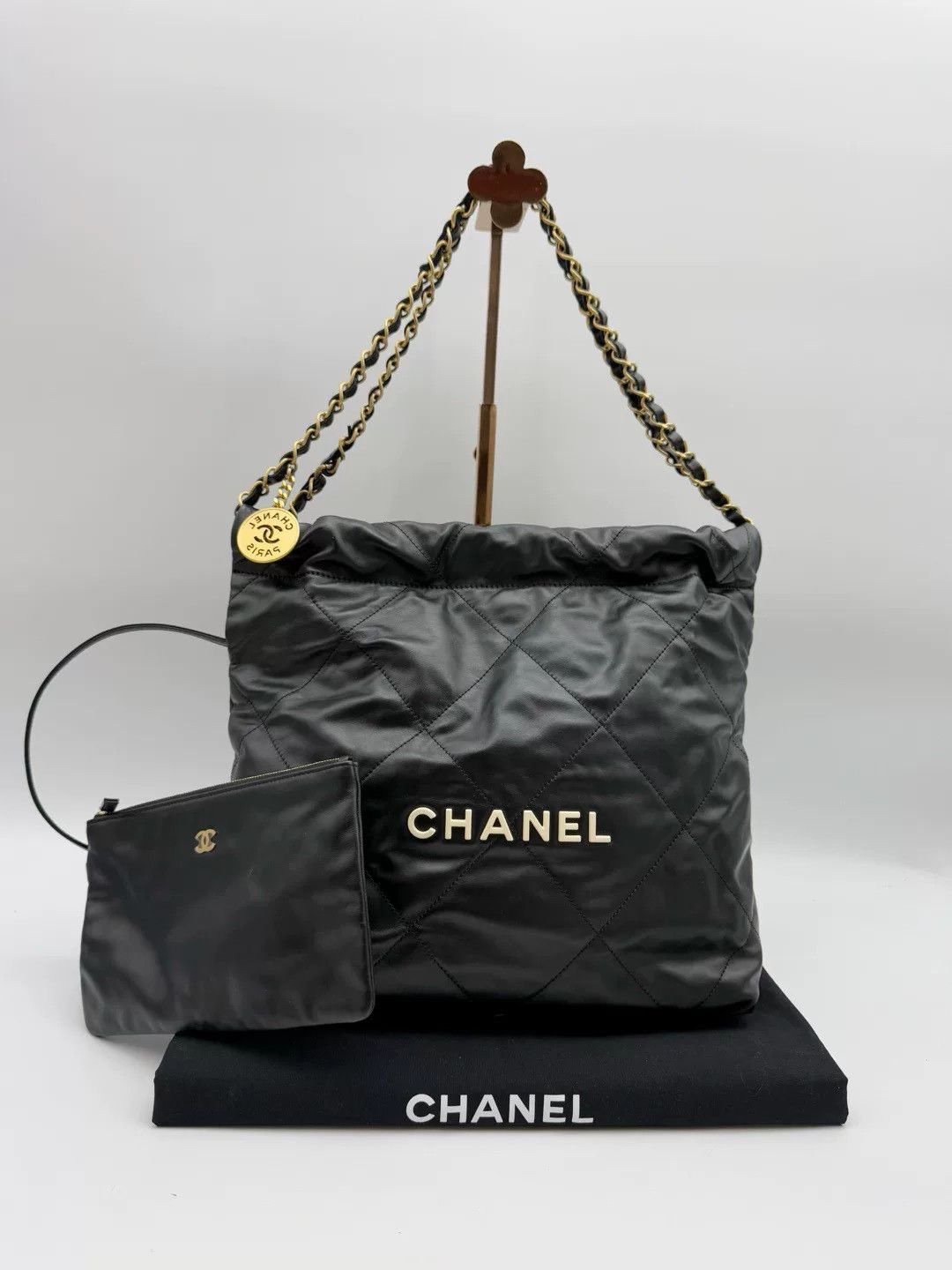 Chanel Pre-loved Bag Very good condition Size ONE SIZE - 1 Thumbnail