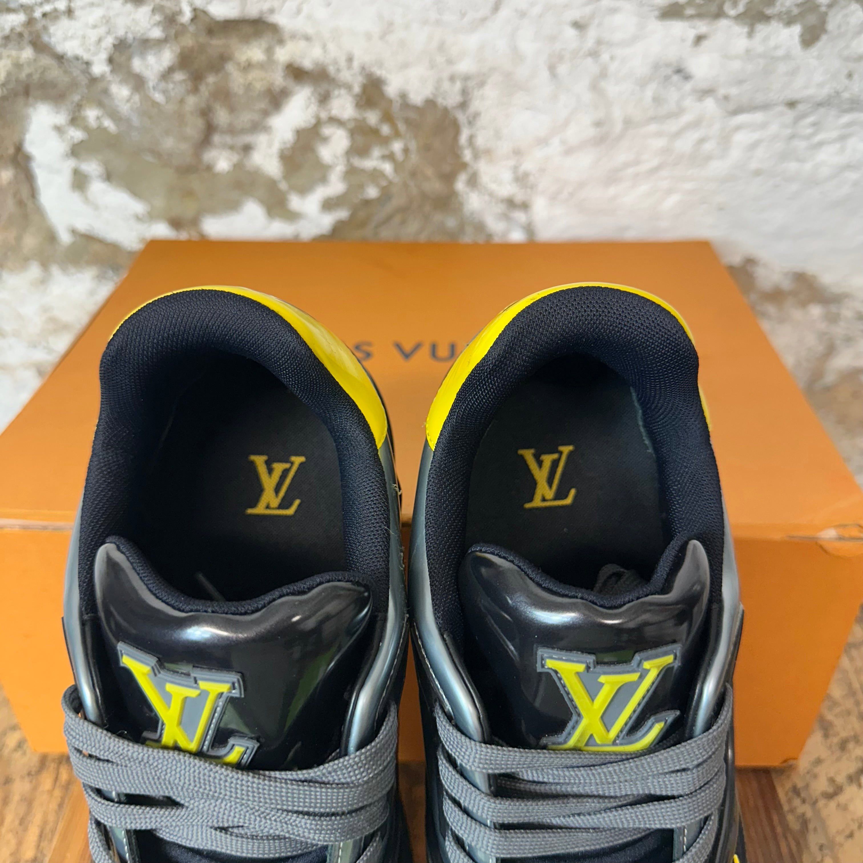 Louis Vuitton Louis Vuitton Black Yellow Trainer Sneaker Sz 10 (8.5LV) Size US 10 / EU 43 - 4 Thumbnail