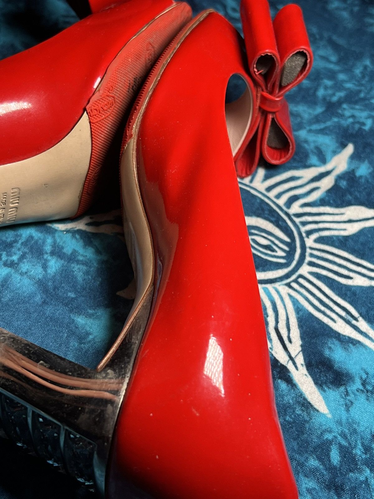 Miu Miu Miu Miu Red Patent Leather Block Heel Pumps Y2K Size US 4 / IT 34 - 11 Thumbnail