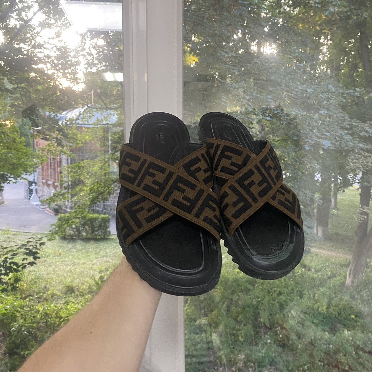 Fendi Fendi FF Sliders Size US 10 / EU 43 - 2 Thumbnail