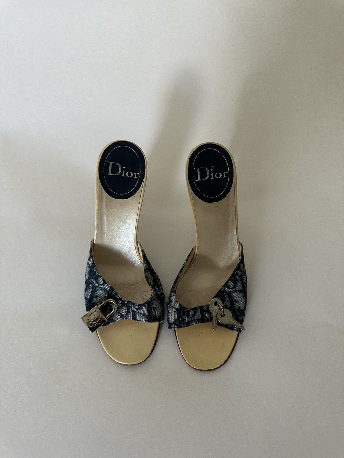 Dior Vintage dior lock & key heels | Grailed