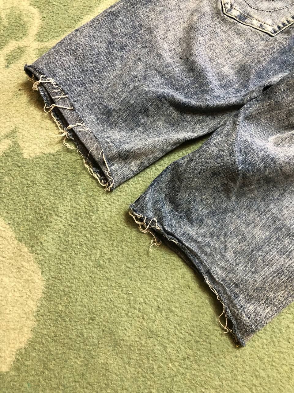 True Religion Vintage True Religion Streetwear Denim Shorts Size 32 Size US 32 / EU 48 - 23 Thumbnail