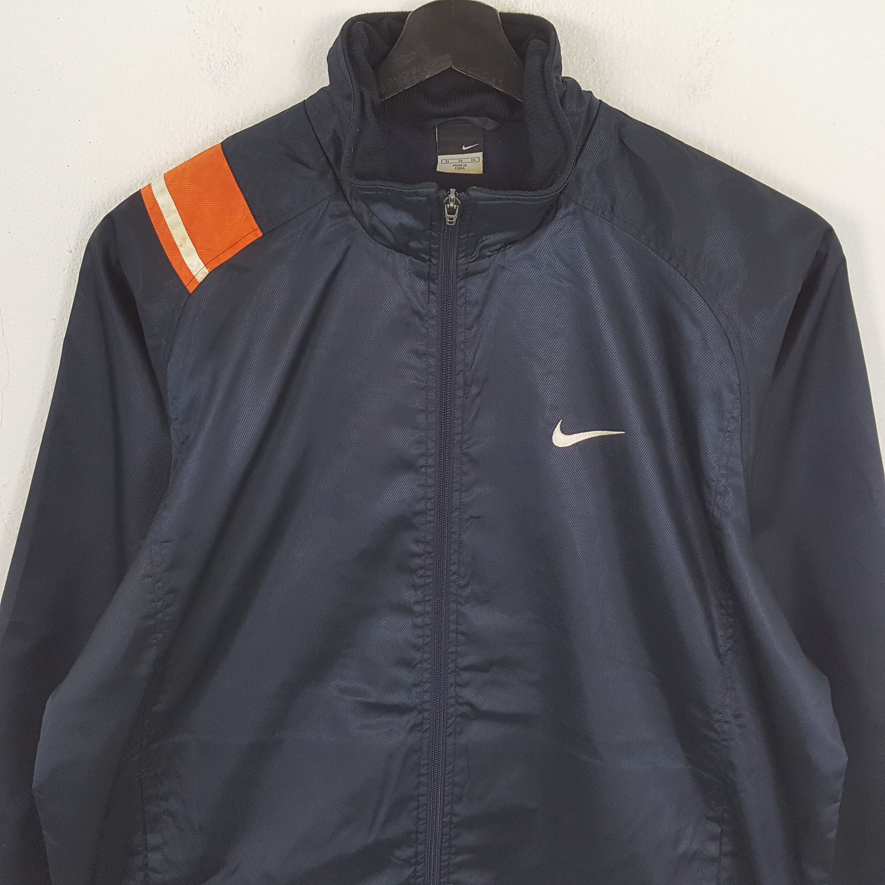Nike × Vintage NIKE Logo Design Sportswear Style Jacket Size US XL / EU 56 / 4 - 4 Thumbnail