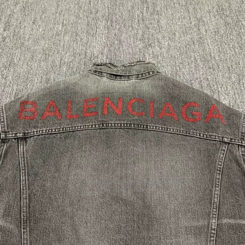 Balenciaga Balenciaga Back Logo Washed Denim Jacket Size XS / US 0-2 / IT 36-38 - 9 Thumbnail