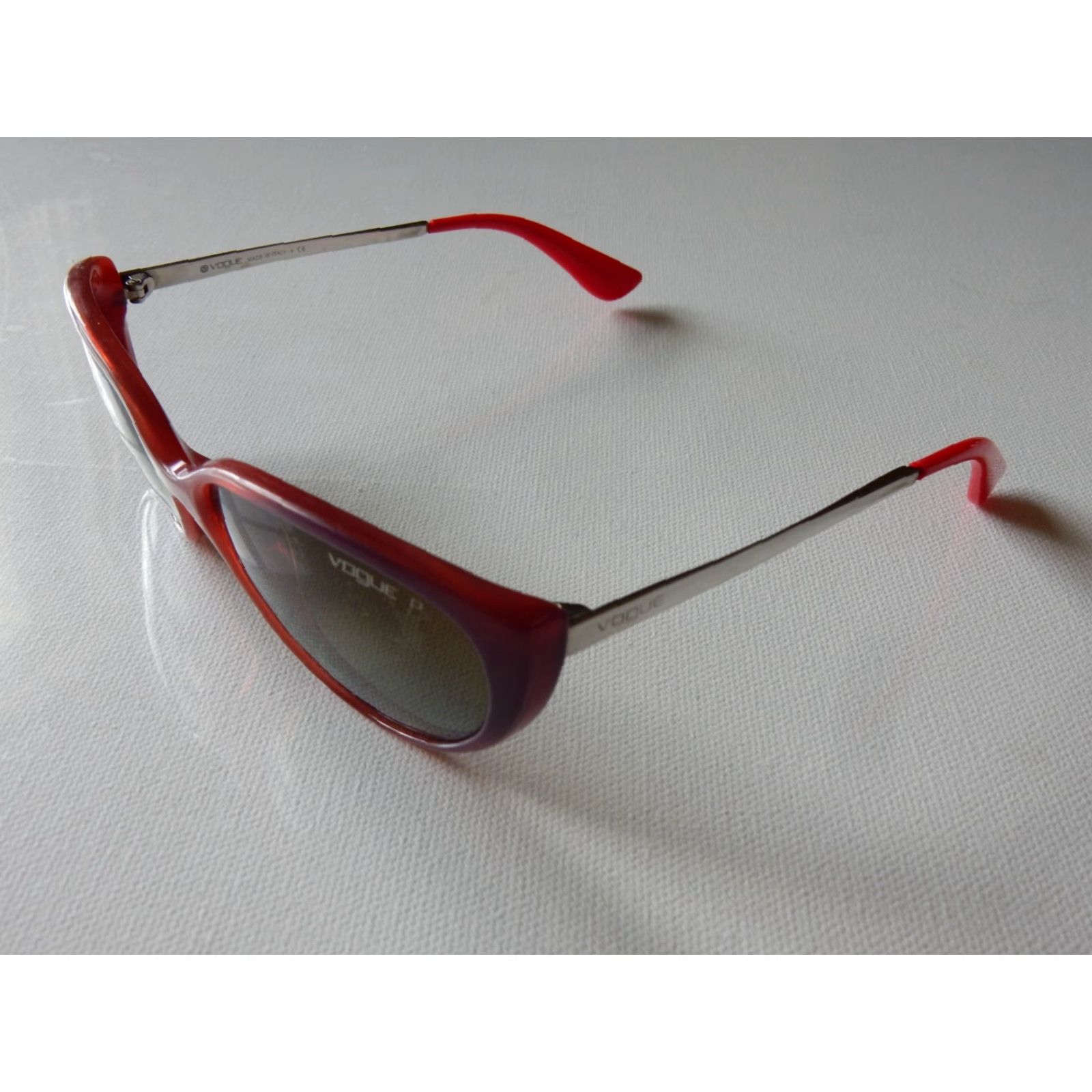 Vogue VINTAGE Vogue Sunglasses Frames Only Women Red 57mm 16mm 135mm 1999 T5 Size ONE SIZE - 2 Thumbnail