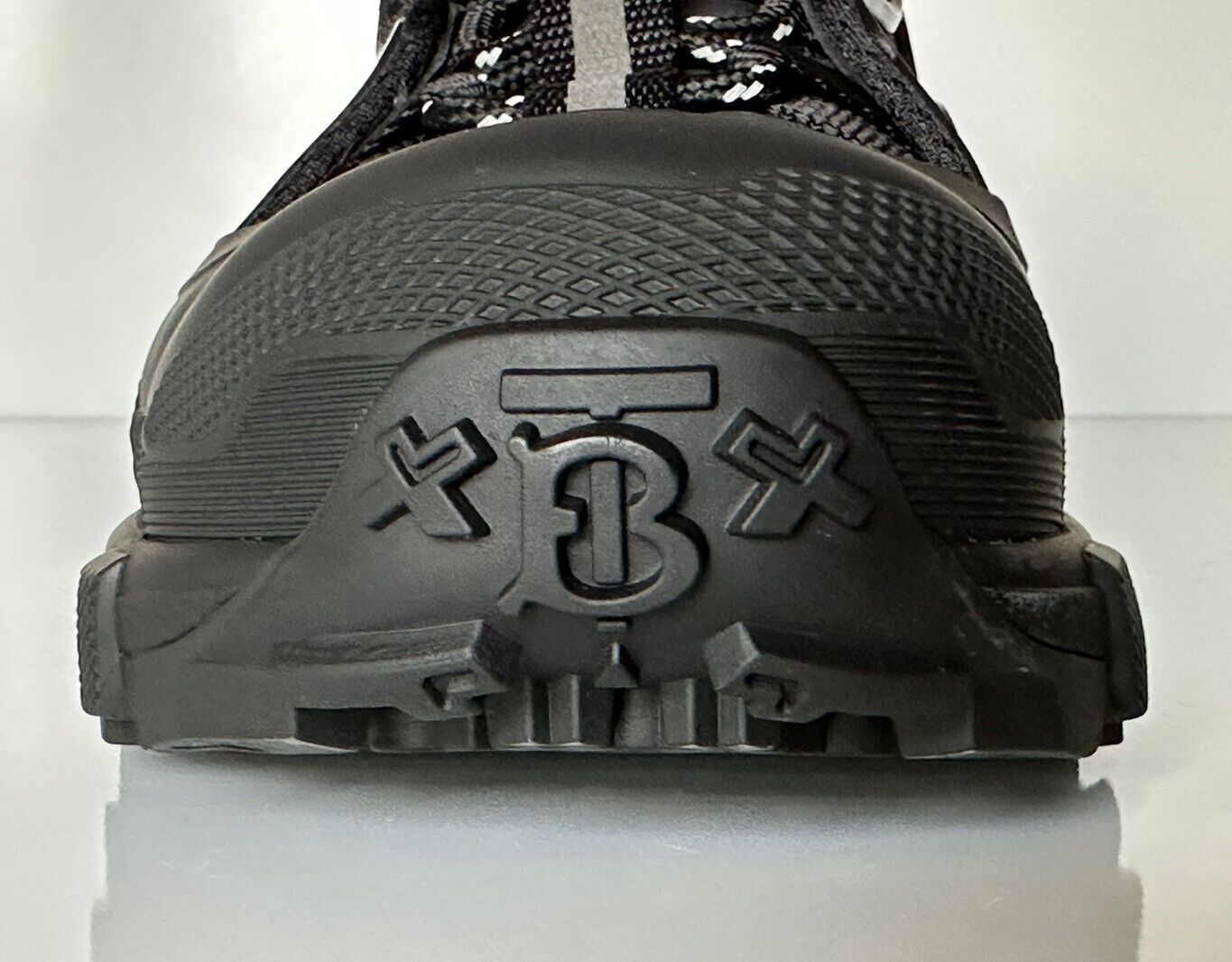 o1bs11s0923 Sneakers in Dark Charcoal