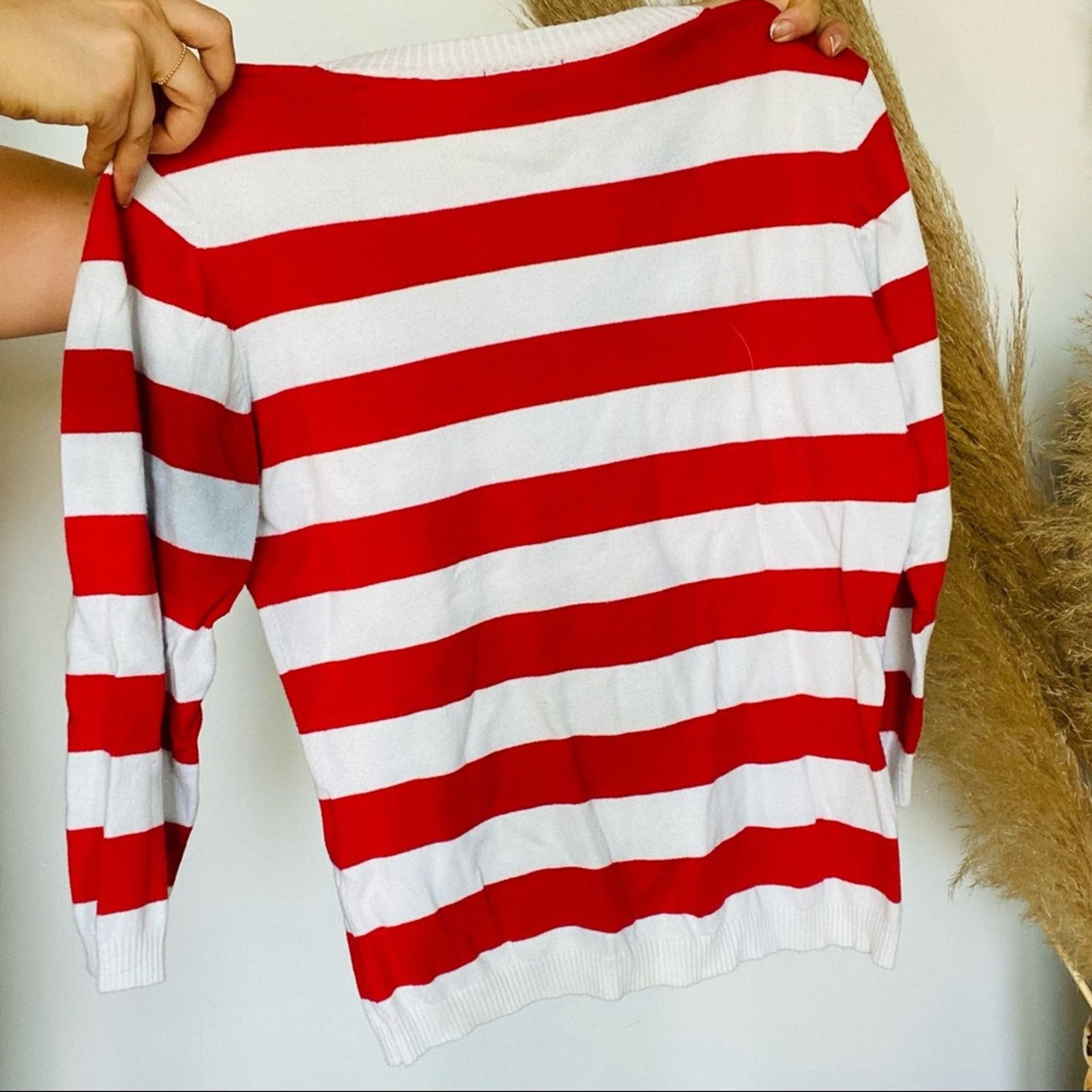 Vintage VINTAGE H&M Red White VNeck Striped Cropped Pullover Sweater Size M / US 6-8 / IT 42-44 - 5 Thumbnail