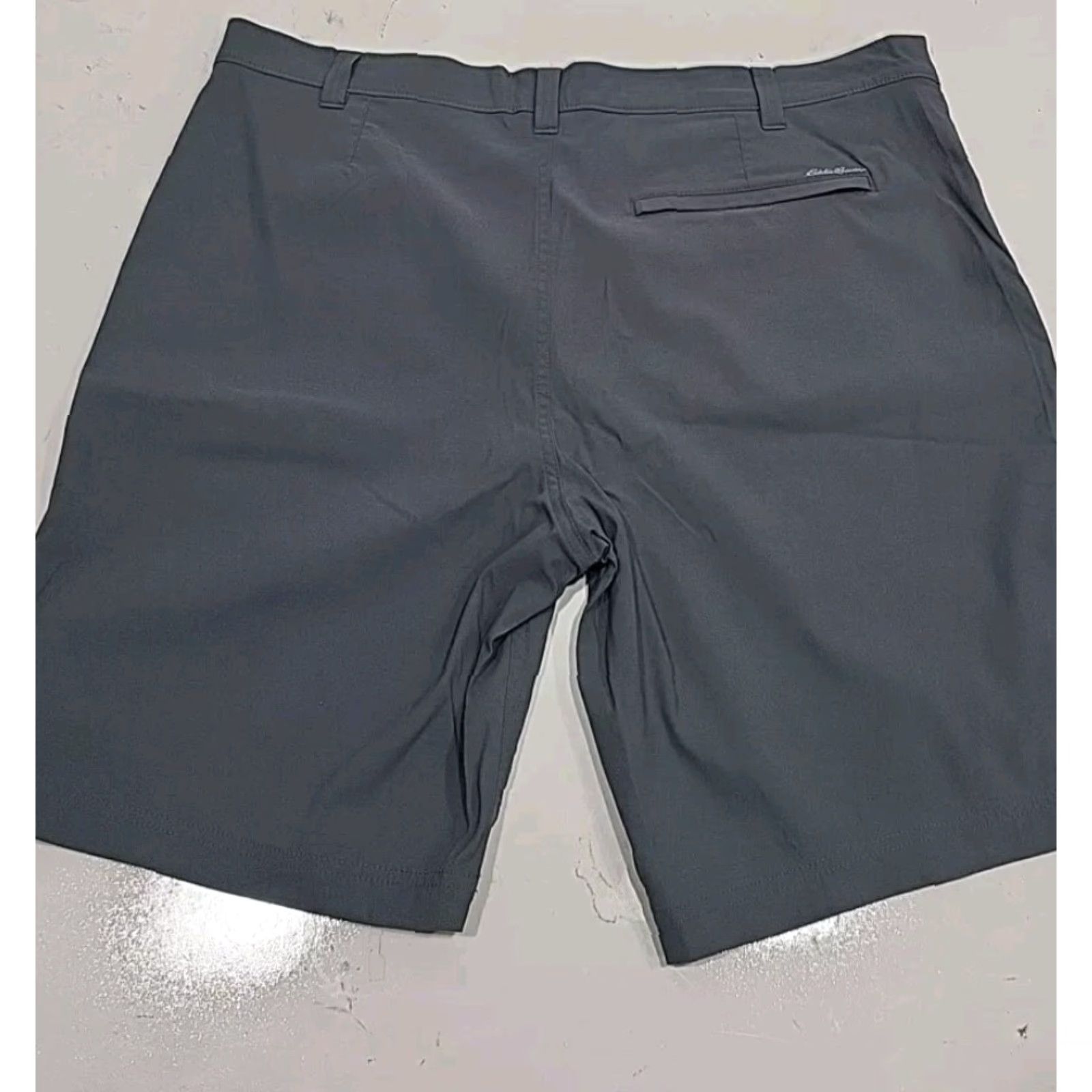 Eddie Bauer VINTAGE Eddie Bauer Outdoor Shorts 40 Gray Chino Stretch Security Pocket 9in Regular Mens Size US 40 / EU 56 - 3 Thumbnail