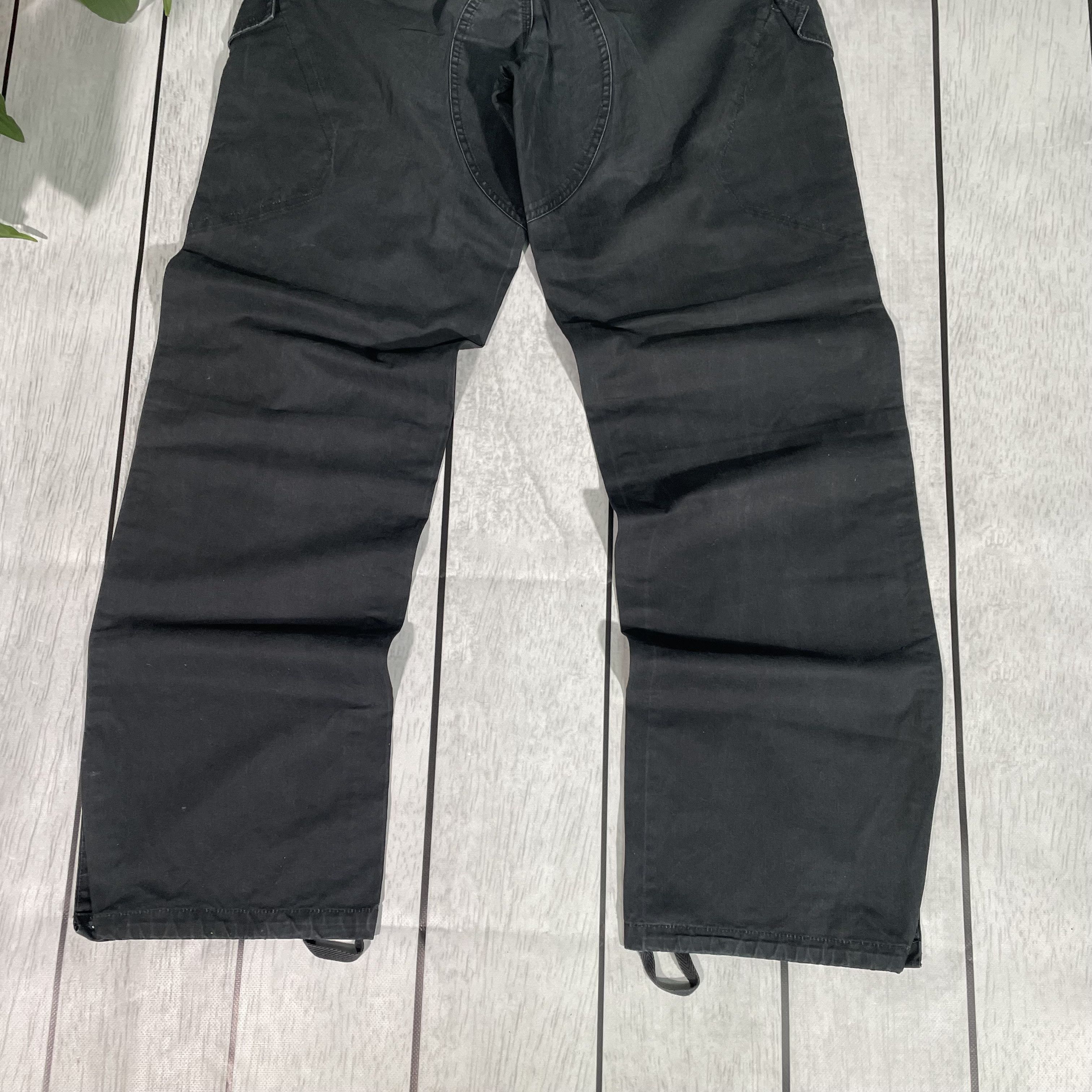 Neighborhood Vintage Cargo Pants Neighborhood streetwear y2k style Size US 30 / EU 46 - 10 Thumbnail
