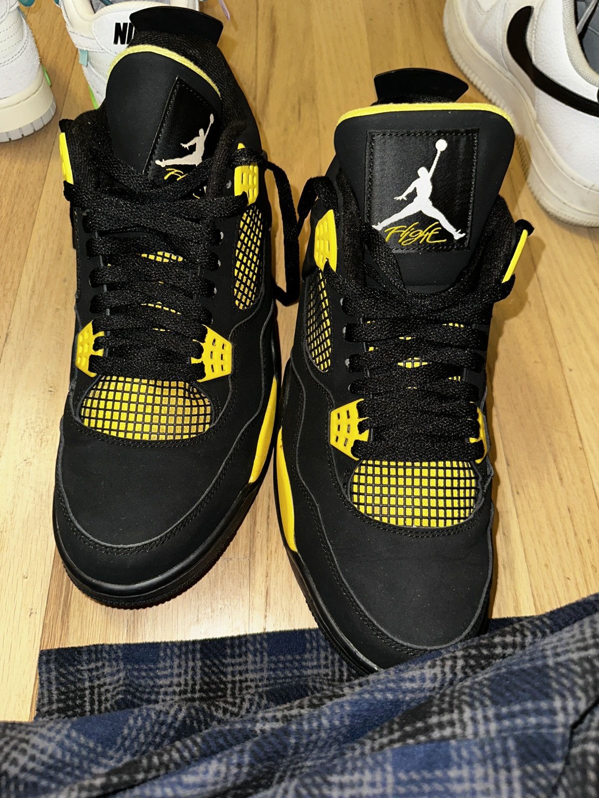 Jordan Brand Jordan 4 thunders Size US 10.5 / EU 43-44 - 11 Thumbnail