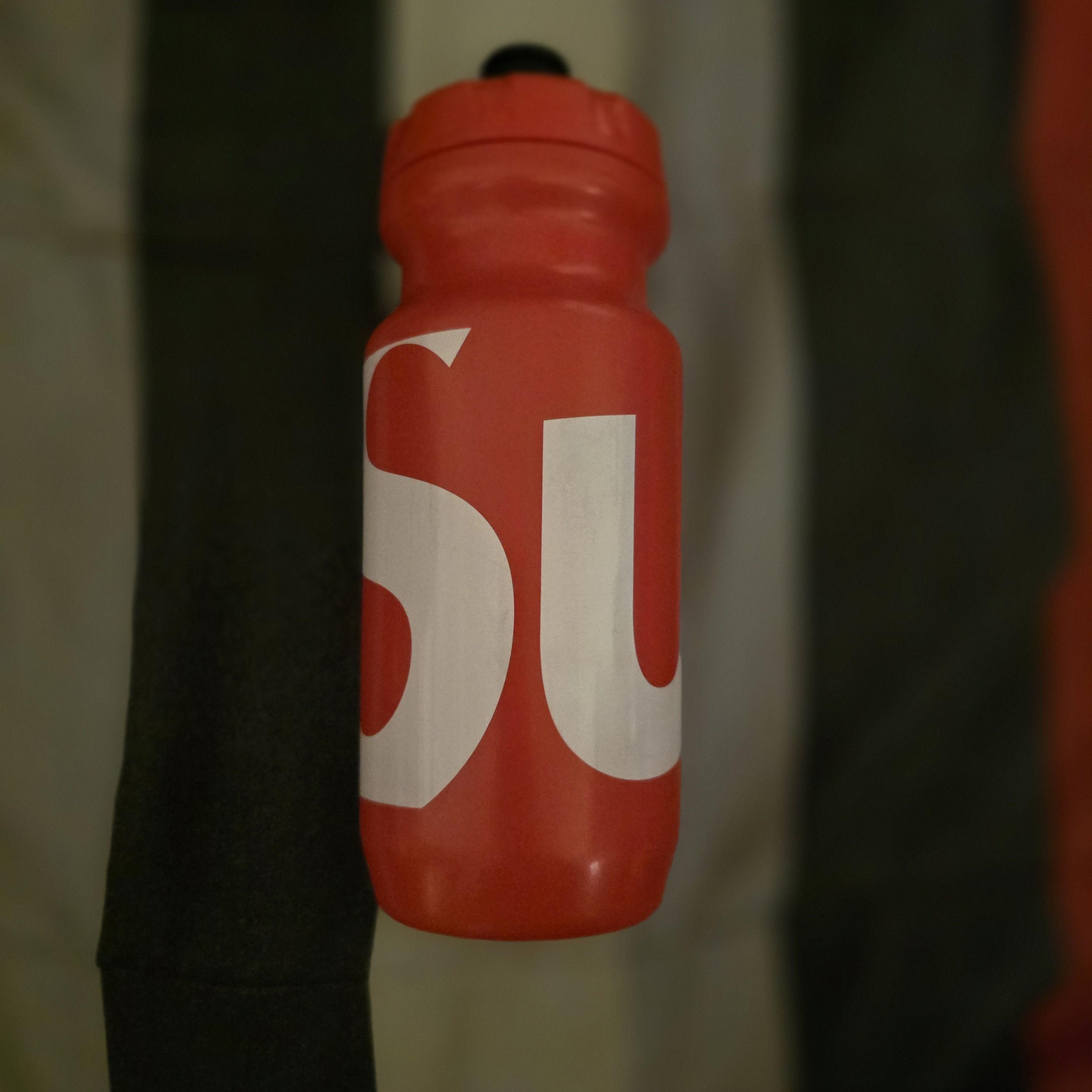 Supreme Supreme specialized sports bottle rare Size ONE SIZE - 2 Thumbnail