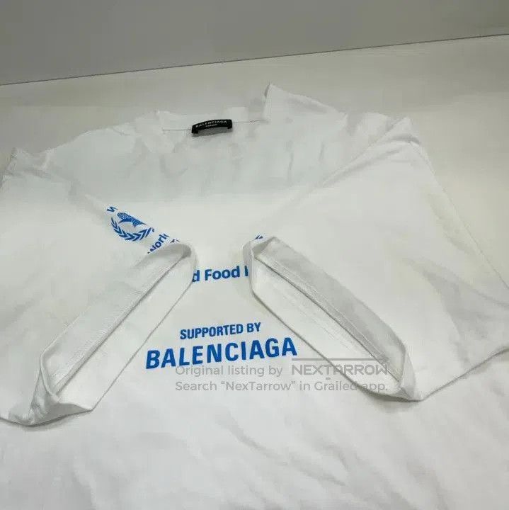 Balenciaga Balenciaga World Food Programme Logo T. Size US M / EU 48-50 / 2 - 9 Thumbnail