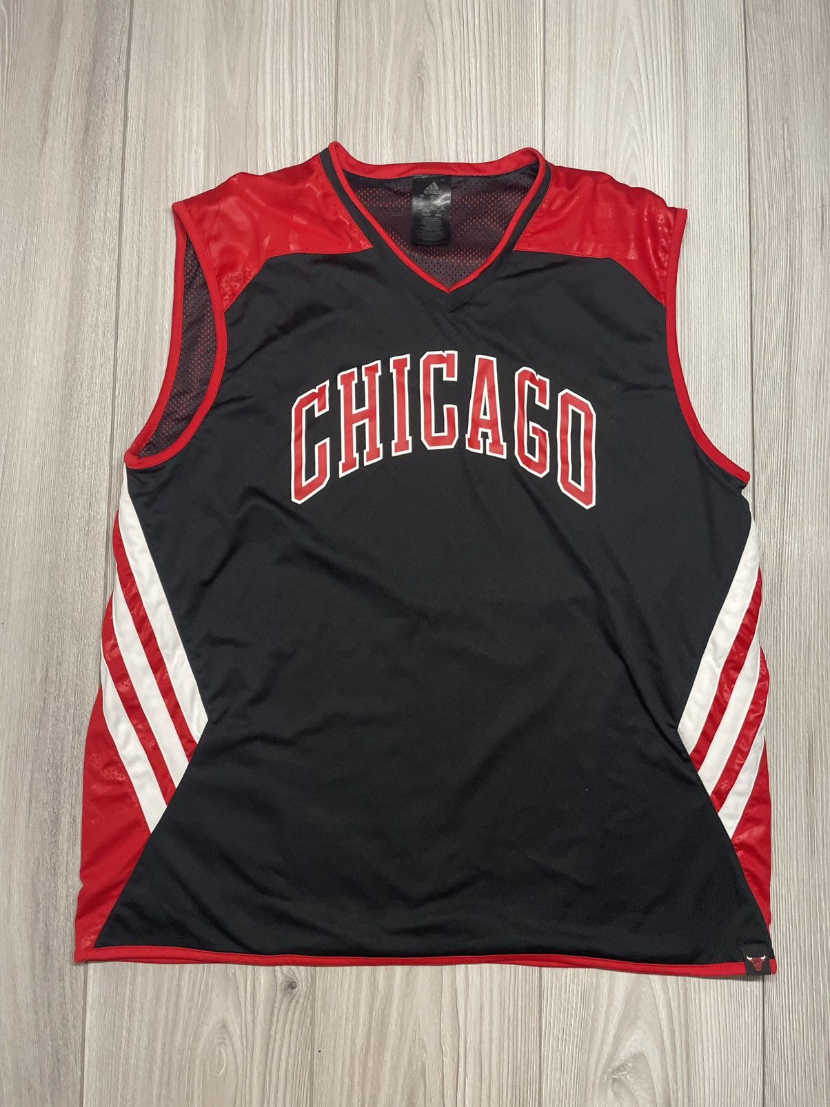 Adidas Adidas Chicago Bulls Training NBA jersey top Size US XL / EU 56 / 4 - 2 Thumbnail