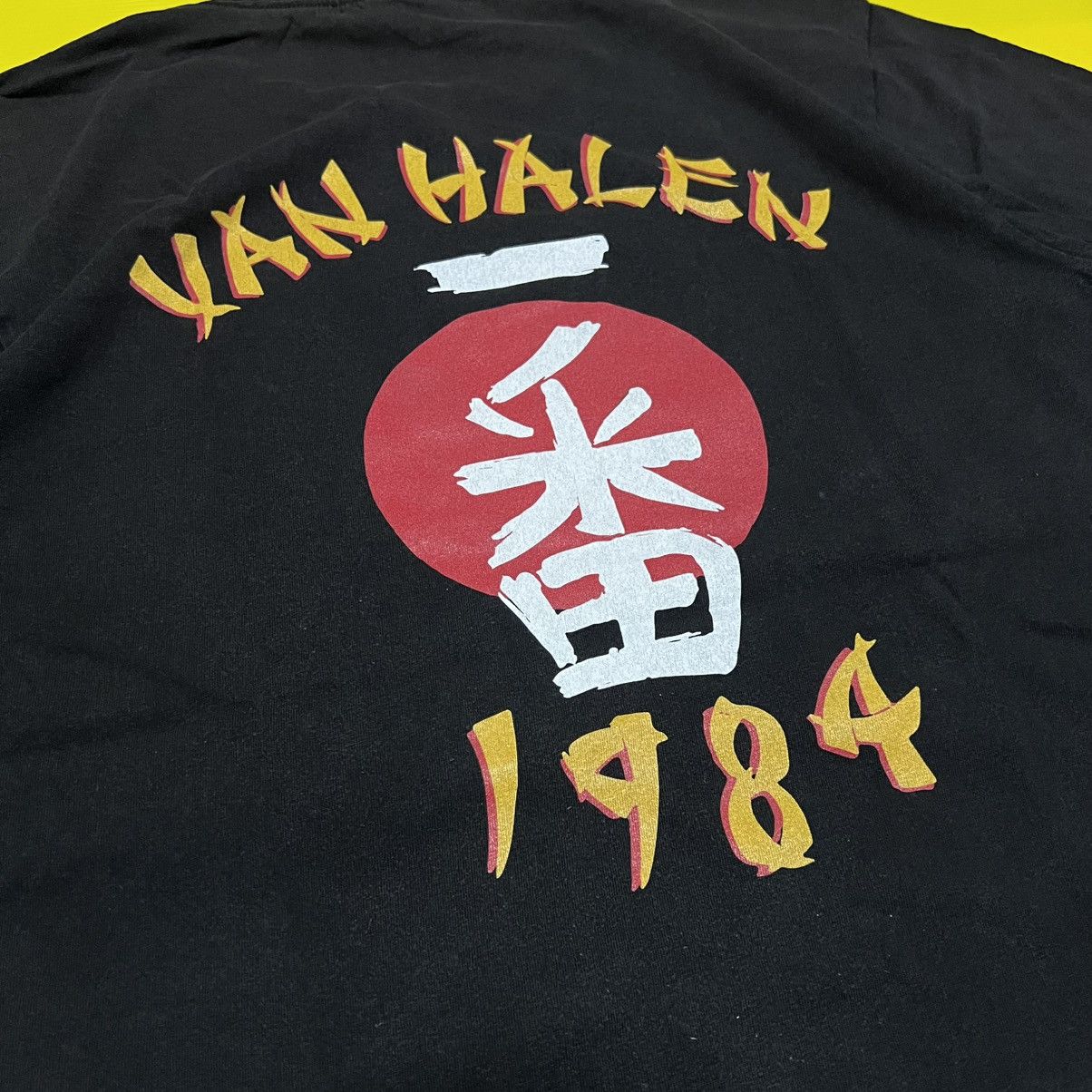 Band Tees × Vintage 🔥HOT DROPS🔥 VINTAGE VAN HALEN 1984 JAPAN TOUR TEE Size US L / EU 52-54 / 3 - 8 Thumbnail