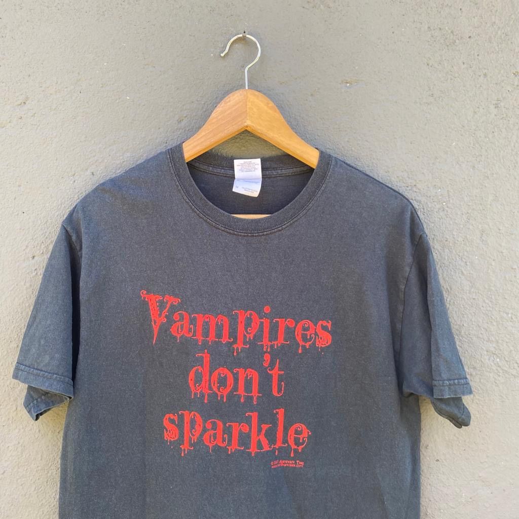 Other Thrashed Faded Y2k Vampires Dont Sparkle Horror Movie Tee Size US M / EU 48-50 / 2 - 2 Thumbnail