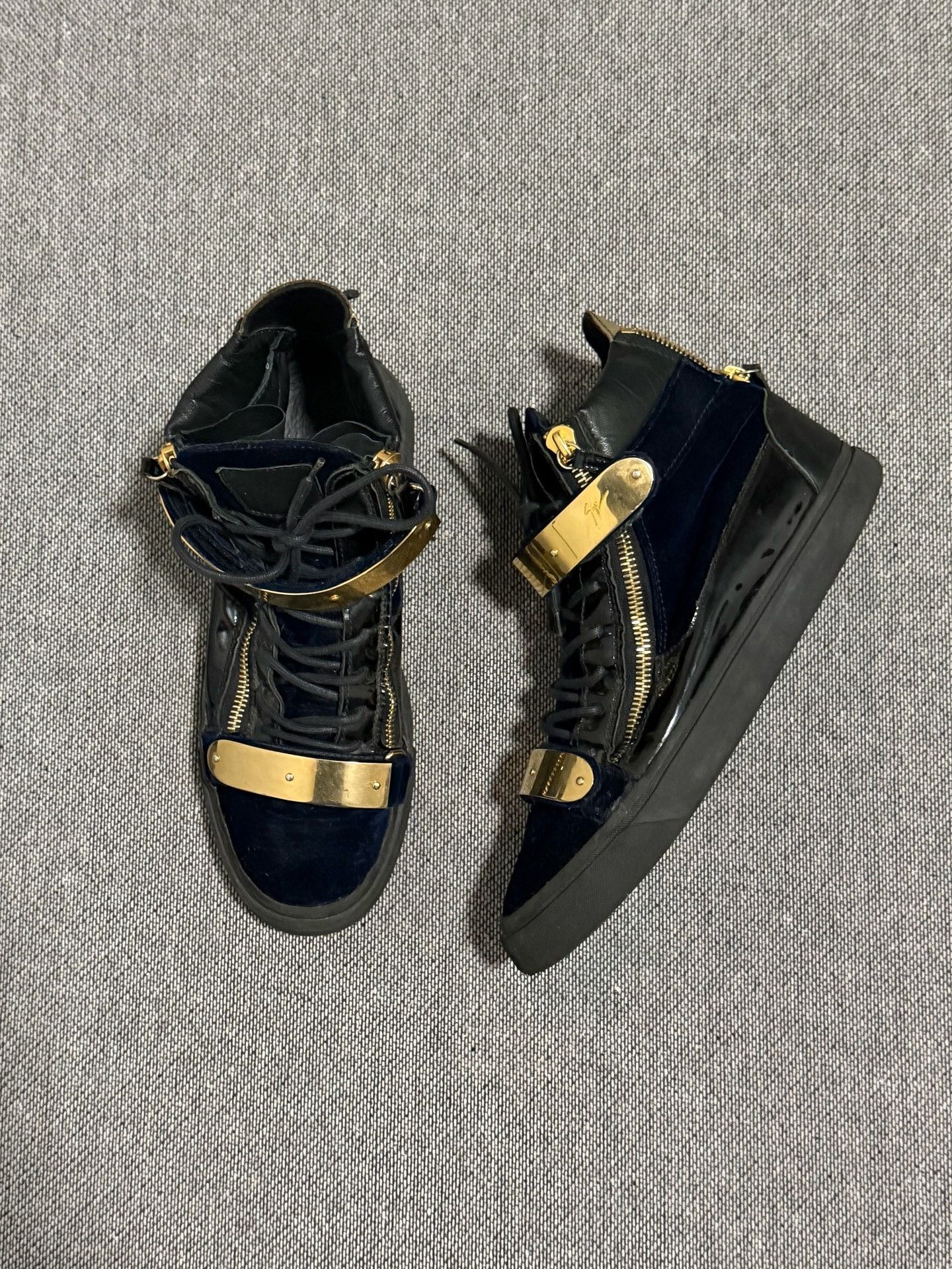 Giuseppe Zanotti Giuseppe Zanotti GZ Blue Velvet Gold Buckle Size US 9.5 / EU 42-43 - 1 Thumbnail