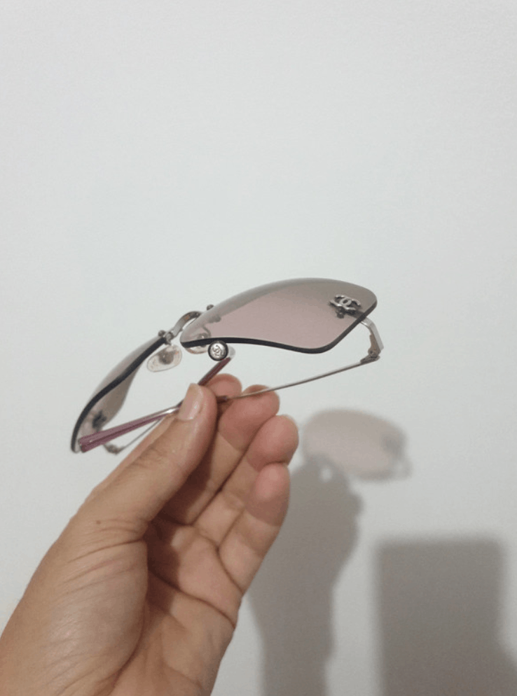 Chanel Chanel Sunglasses 4017 Rhinestone Rimless Vintage CC Logo Size ONE SIZE - 4 Thumbnail
