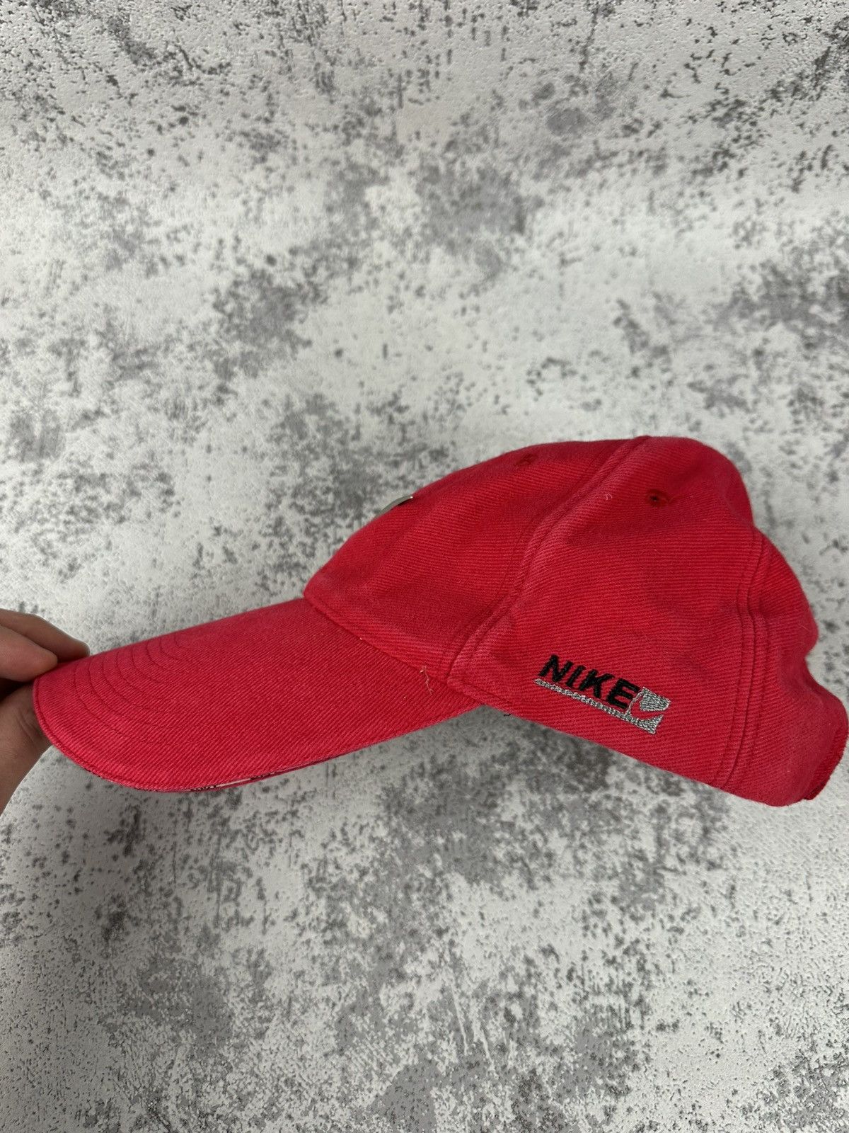 Nike Vintage Nike Metal Swoosh Strapback Red 00s Size ONE SIZE - 3 Thumbnail
