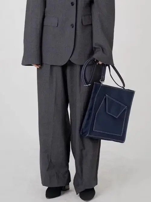 VIBE Korean fashion navy blue nylon crossbody bag shoulder bag Size ONE SIZE - 4 Thumbnail