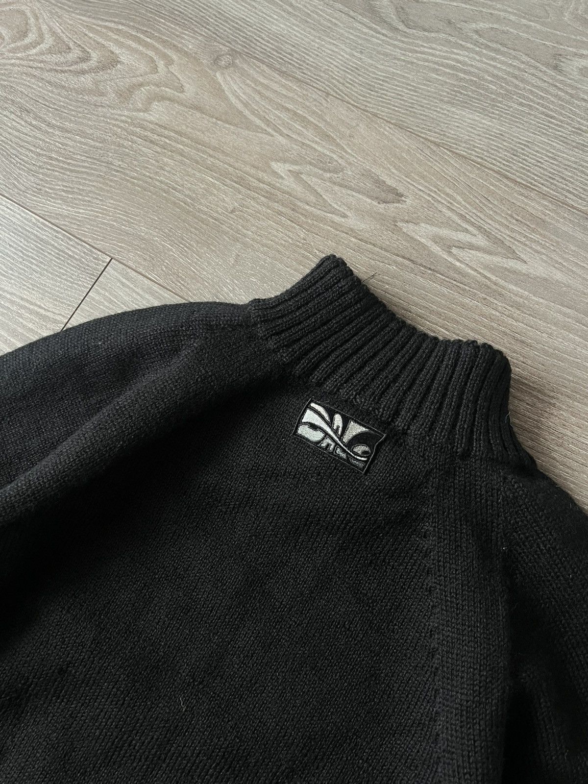 Dale Of Norway ‼️Vintage Dale of Norway 100% Wool Fire Emblem Lampo Sweater‼️ Size US M / EU 48-50 / 2 - 15 Thumbnail