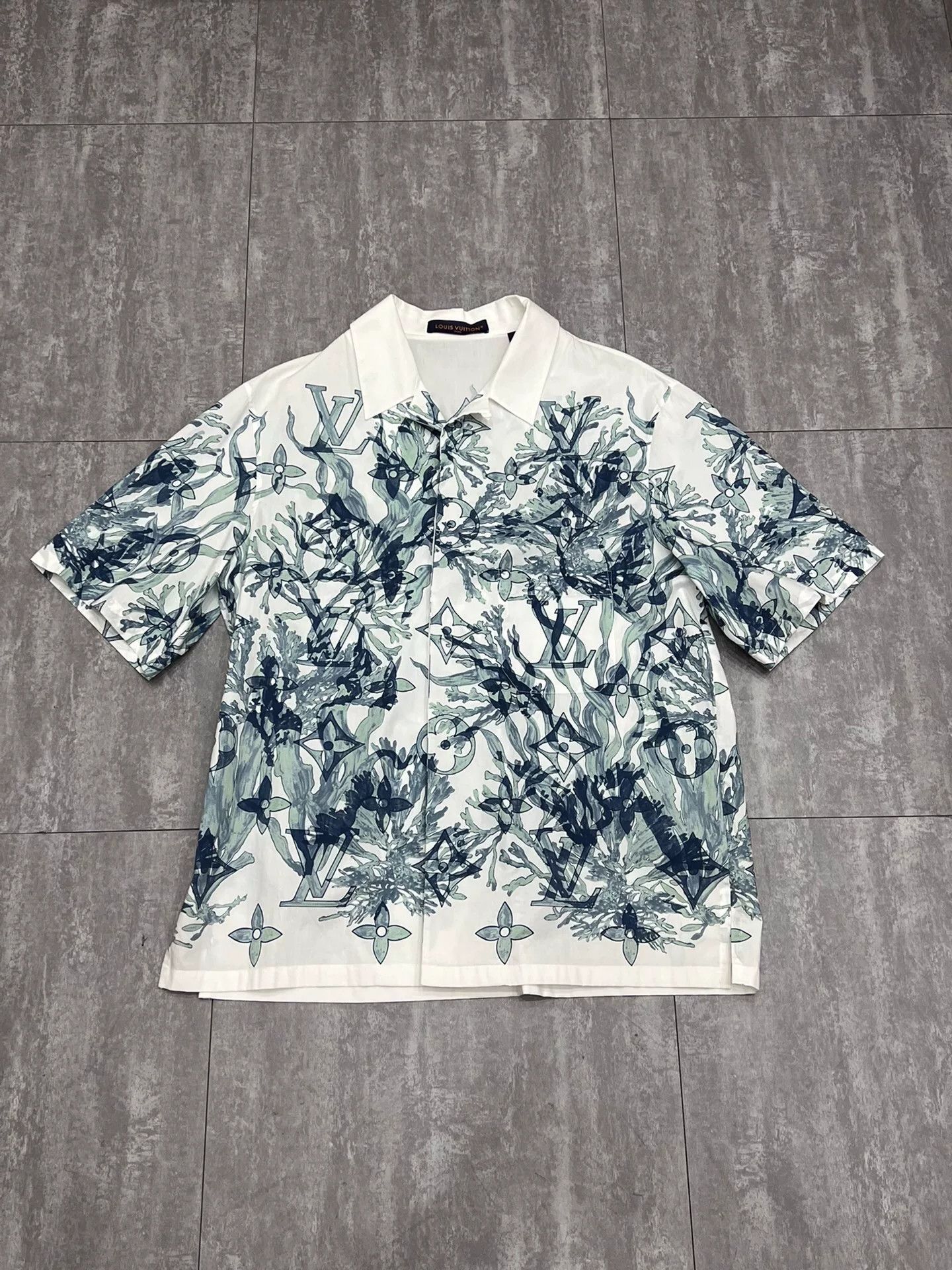 Louis Vuitton Louis Vuitton Shirt l Men Size US L / EU 52-54 / 3 - 1 Thumbnail