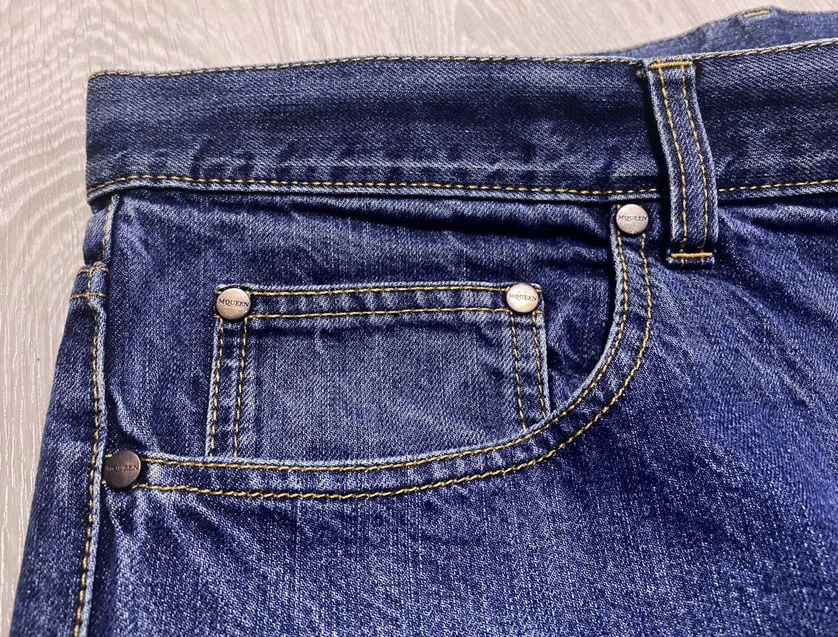 Alexander McQueen Alexander McQueen Main Line 2011 Washed Selvedge Denim Jeans Size US 34 / EU 50 - 12 Thumbnail