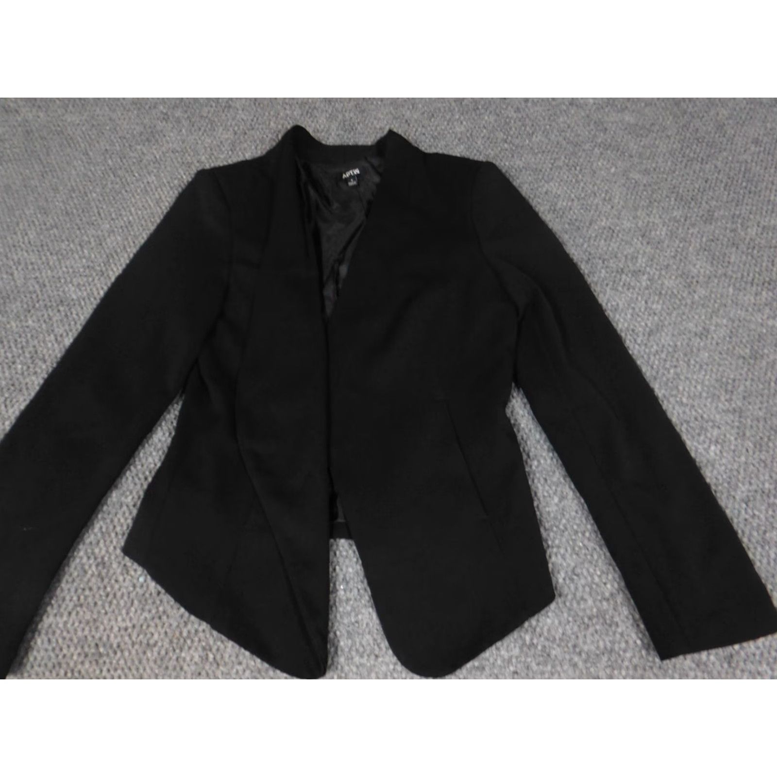Apt. 9 Apt 9 Blazer Womens 6 Black Notch Lapel Single-Breasted Lightweight Tuxedo Jacket Main Selling Point Casual/Workwear Men/Womens? Size M / US 6-8 / IT 42-44 - 3 Thumbnail