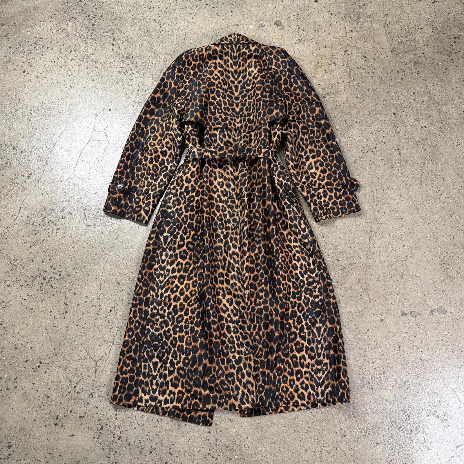 Saint Laurent Paris Saint Laurent Lightweight Cheetah Print Trench Coat Size US L / EU 52-54 / 3 - 2 Thumbnail